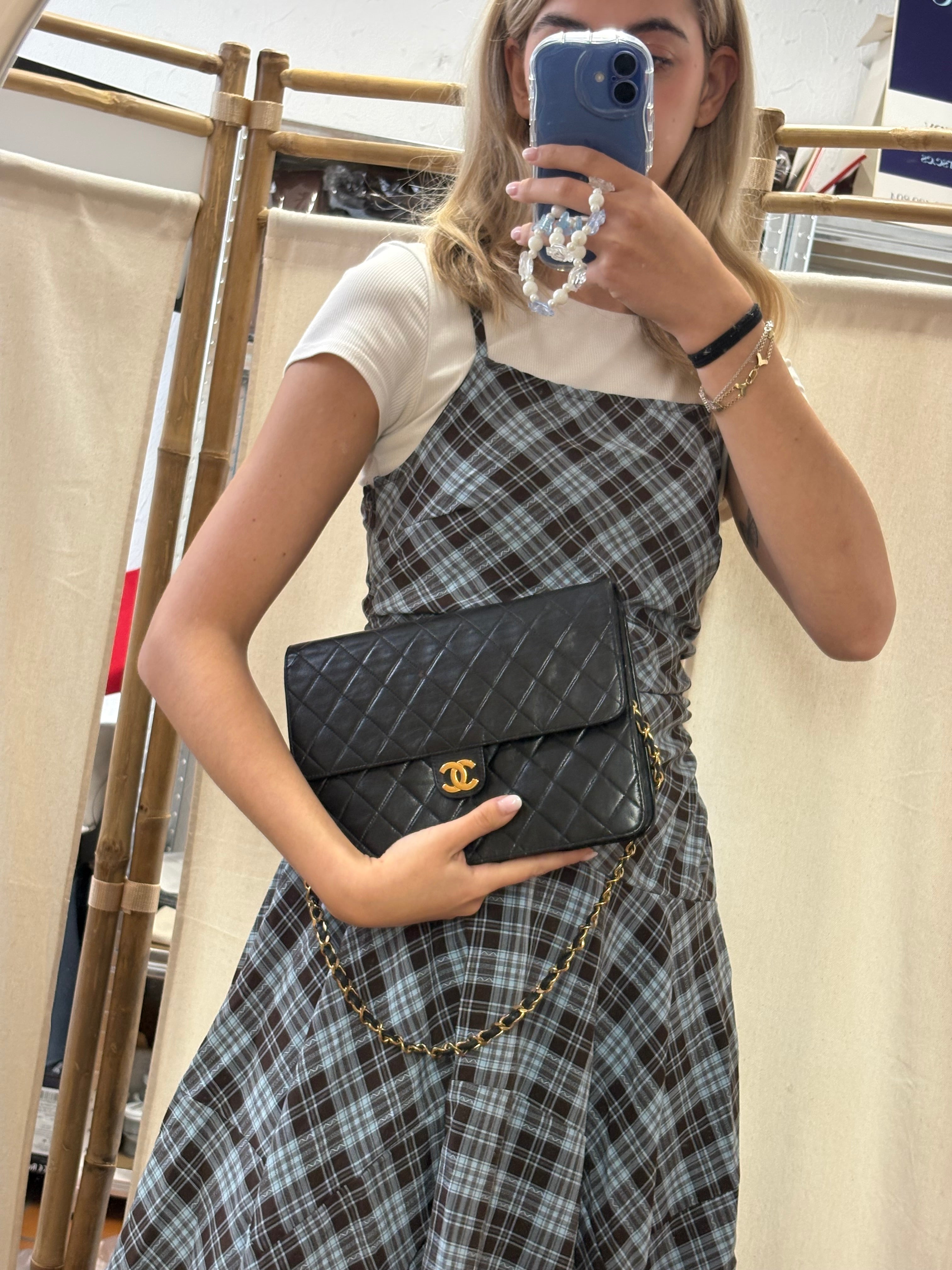 Chanel Timeless Matelassé Single Flap negra
