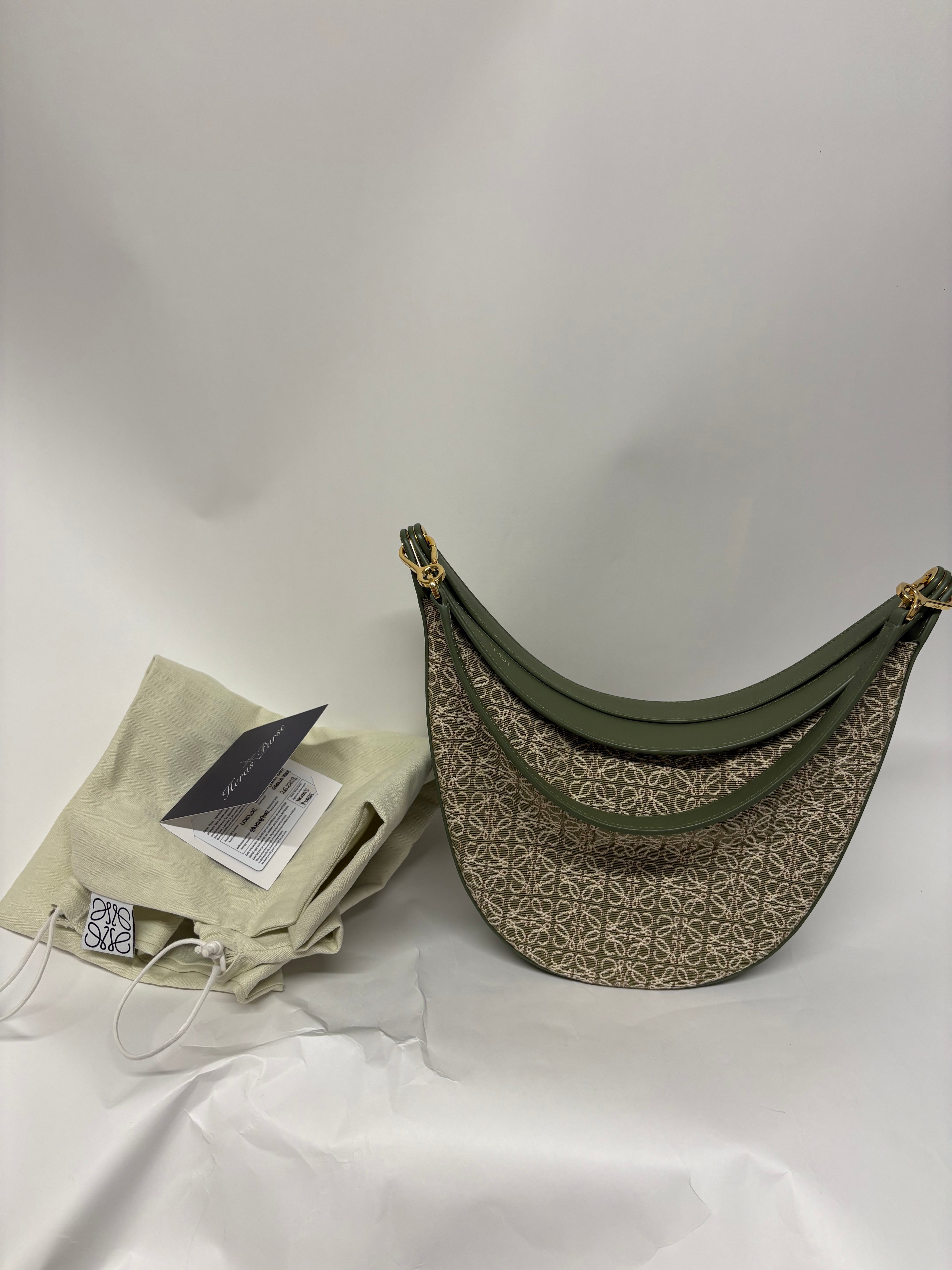 Loewe Luna Hobo Verde Anagrama