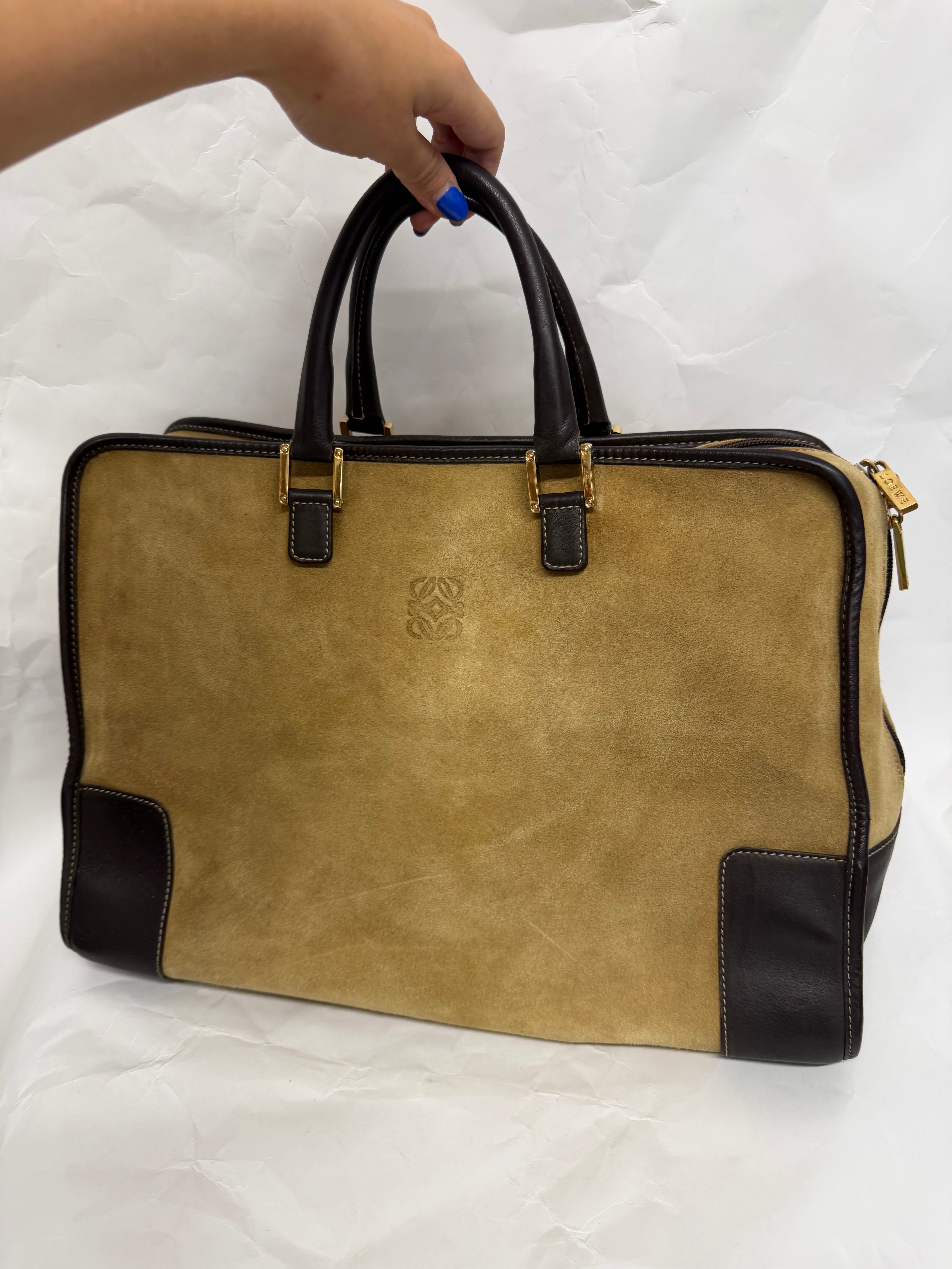 Loewe Amazona 36 | Ante Oro