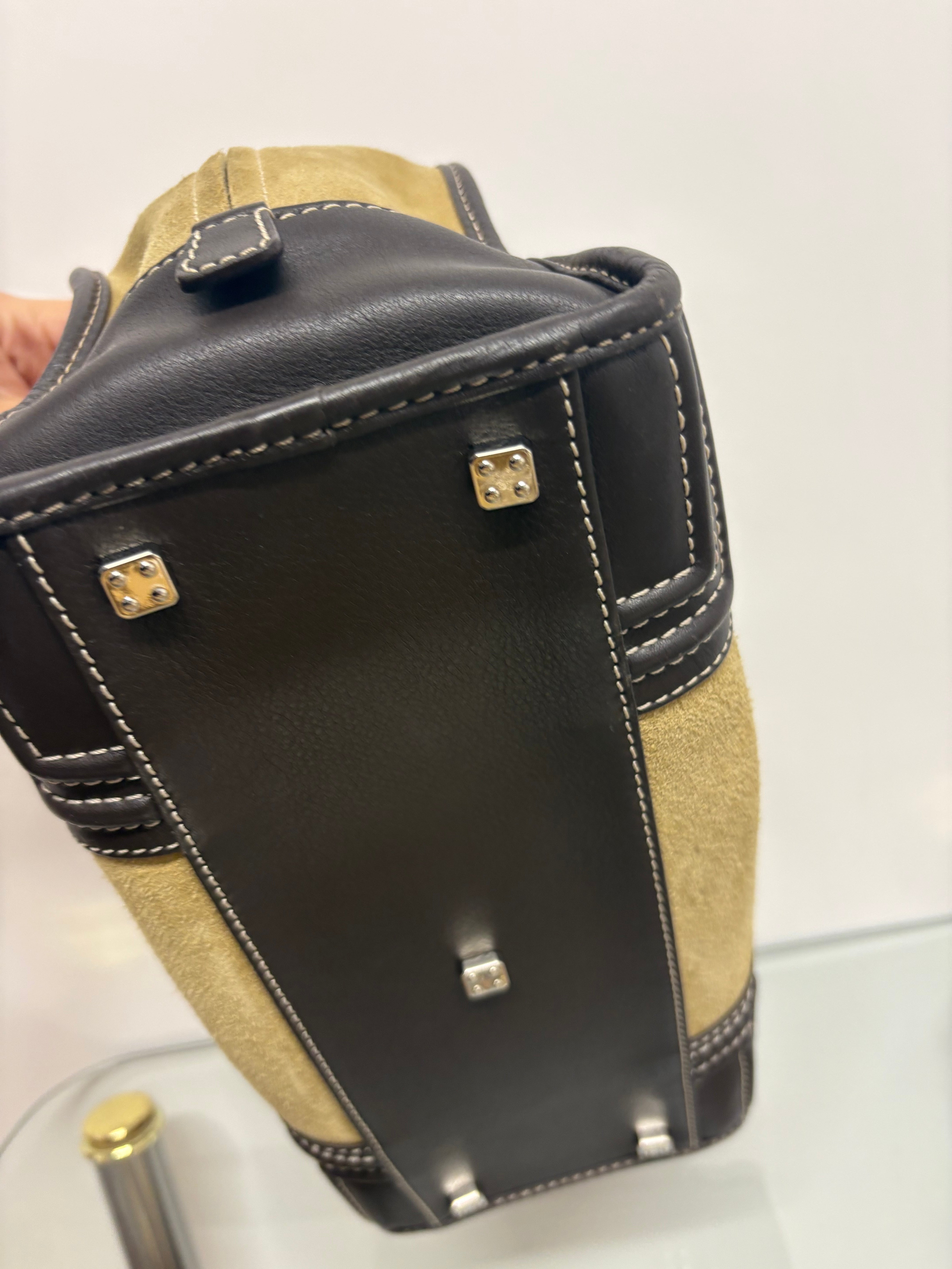 Loewe amazona 30 vintage ante beige y marrón
