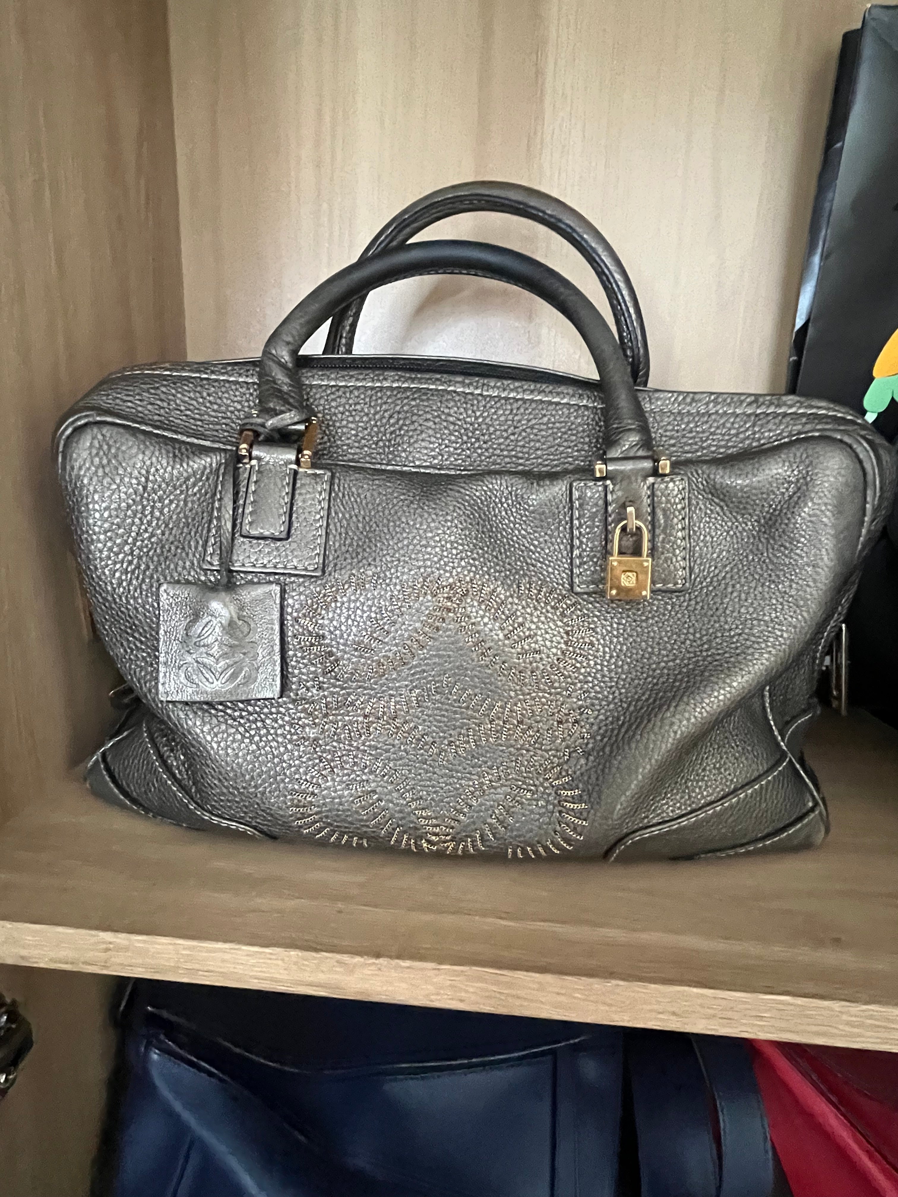 Loewe amazona 35 gris plata