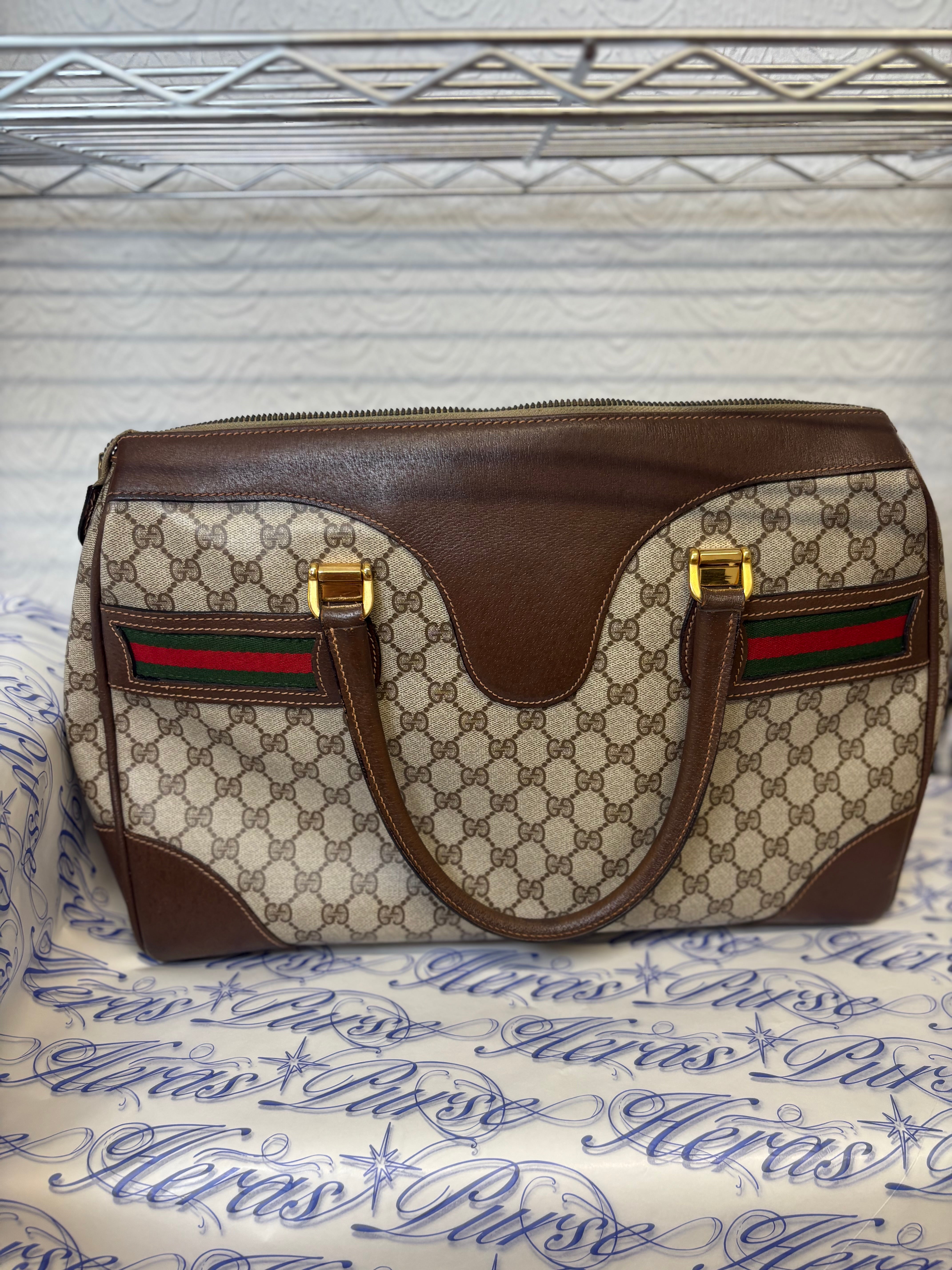 Gucci vintage gg supreme web boston XXL bag