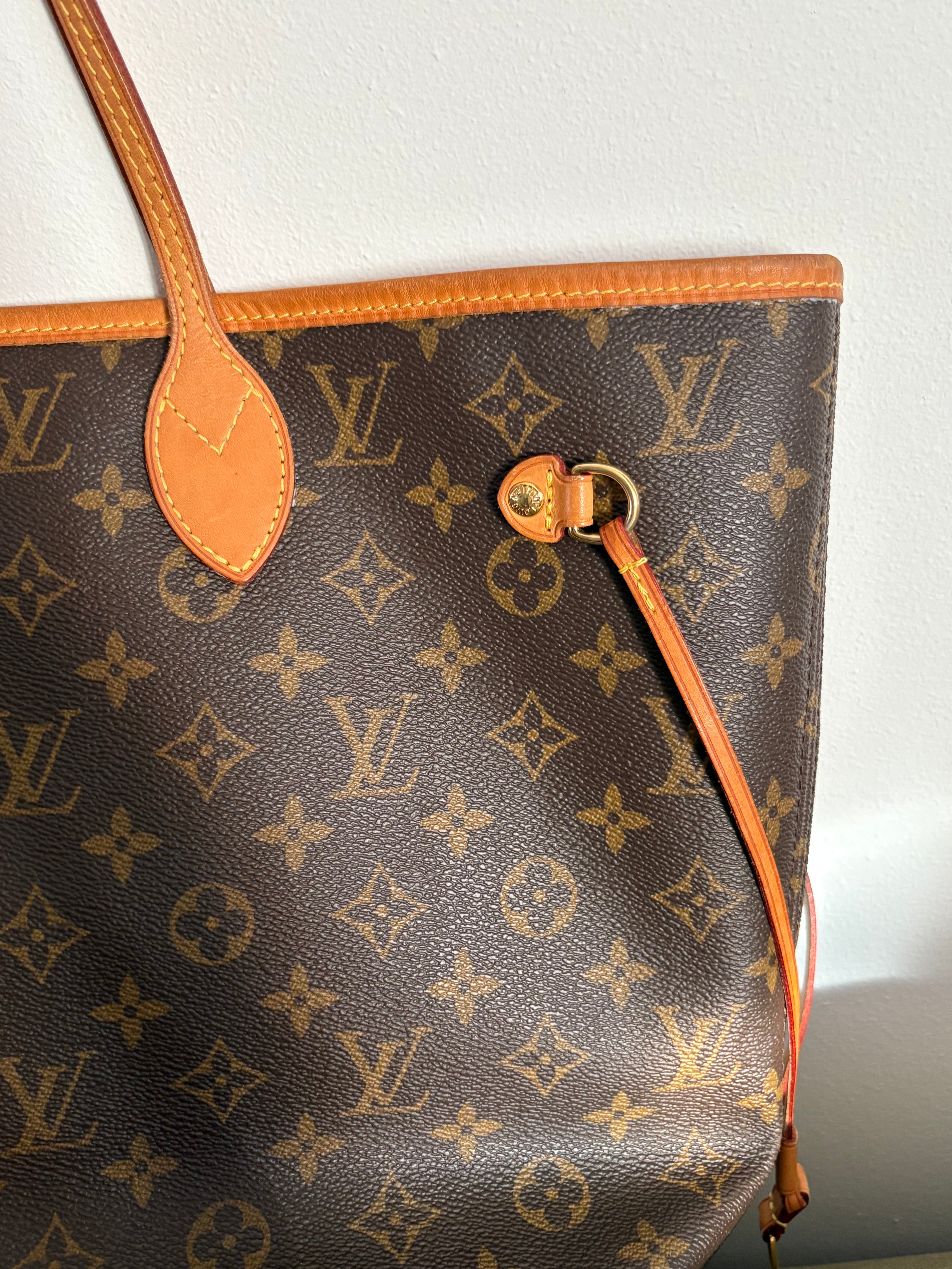 Louis Vuitton Neverfull MM monogram canvas