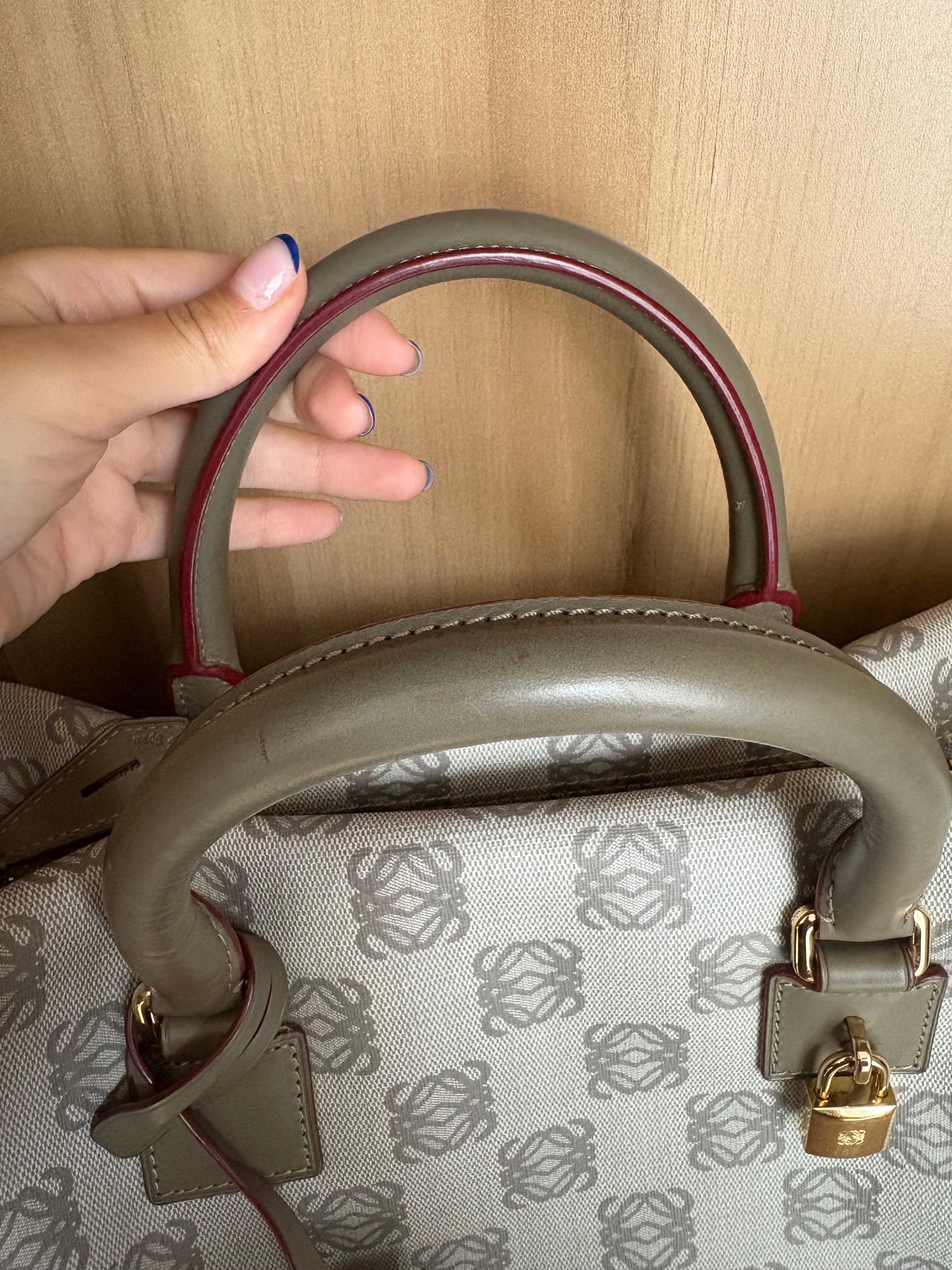 Loewe Amazona 35 en Verde Caqui – Vintage