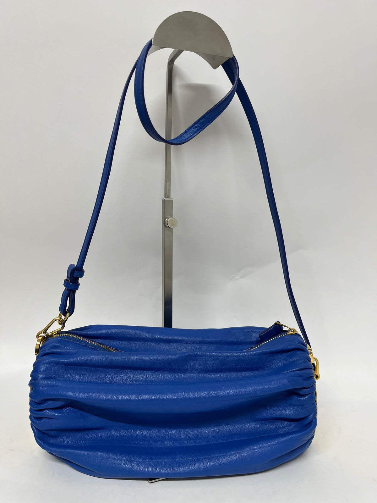 Loewe Bracelet Pouch Nappa Plisada Azul Cobalto