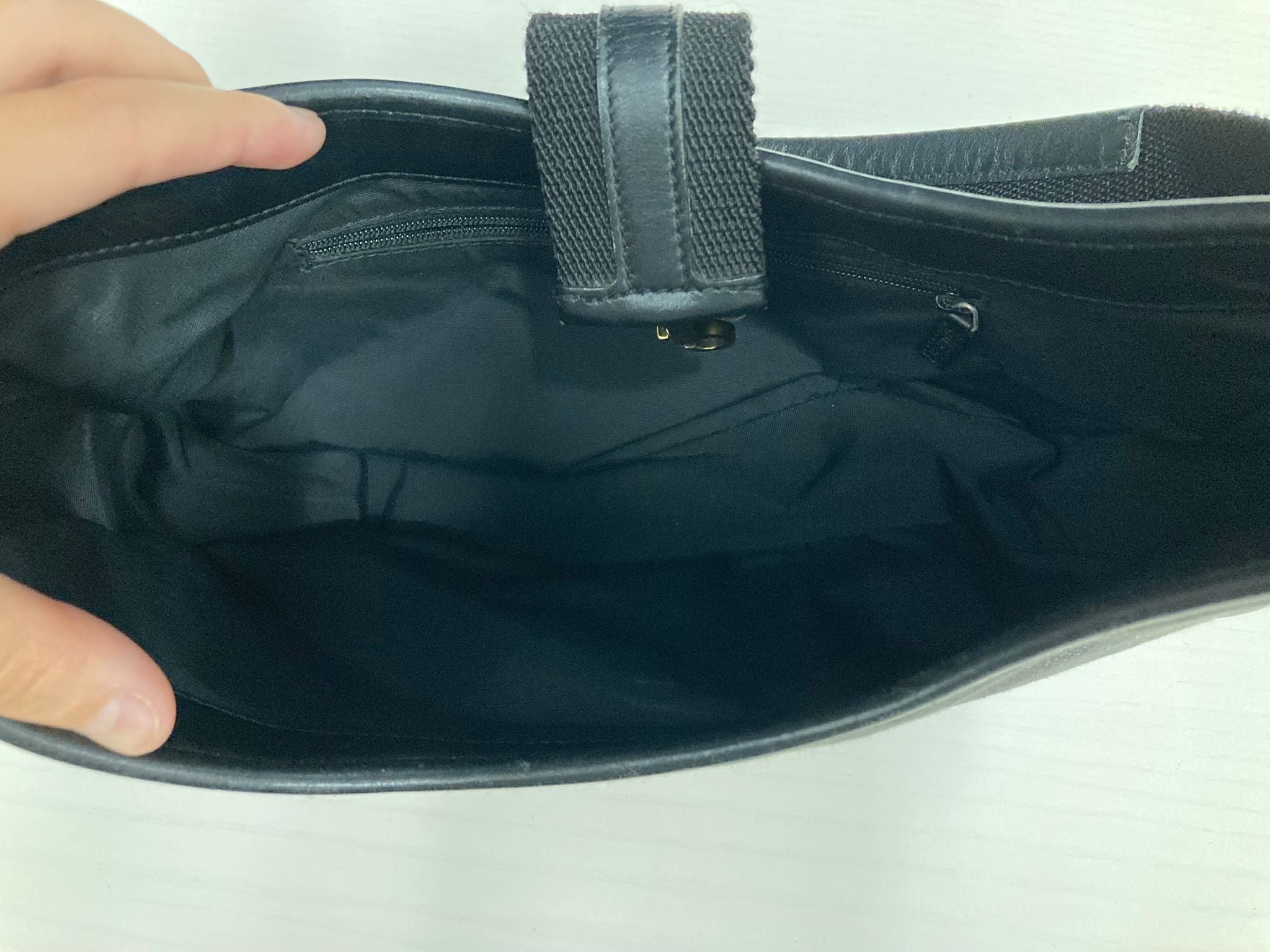 Gucci Jackie Lona monogram negra