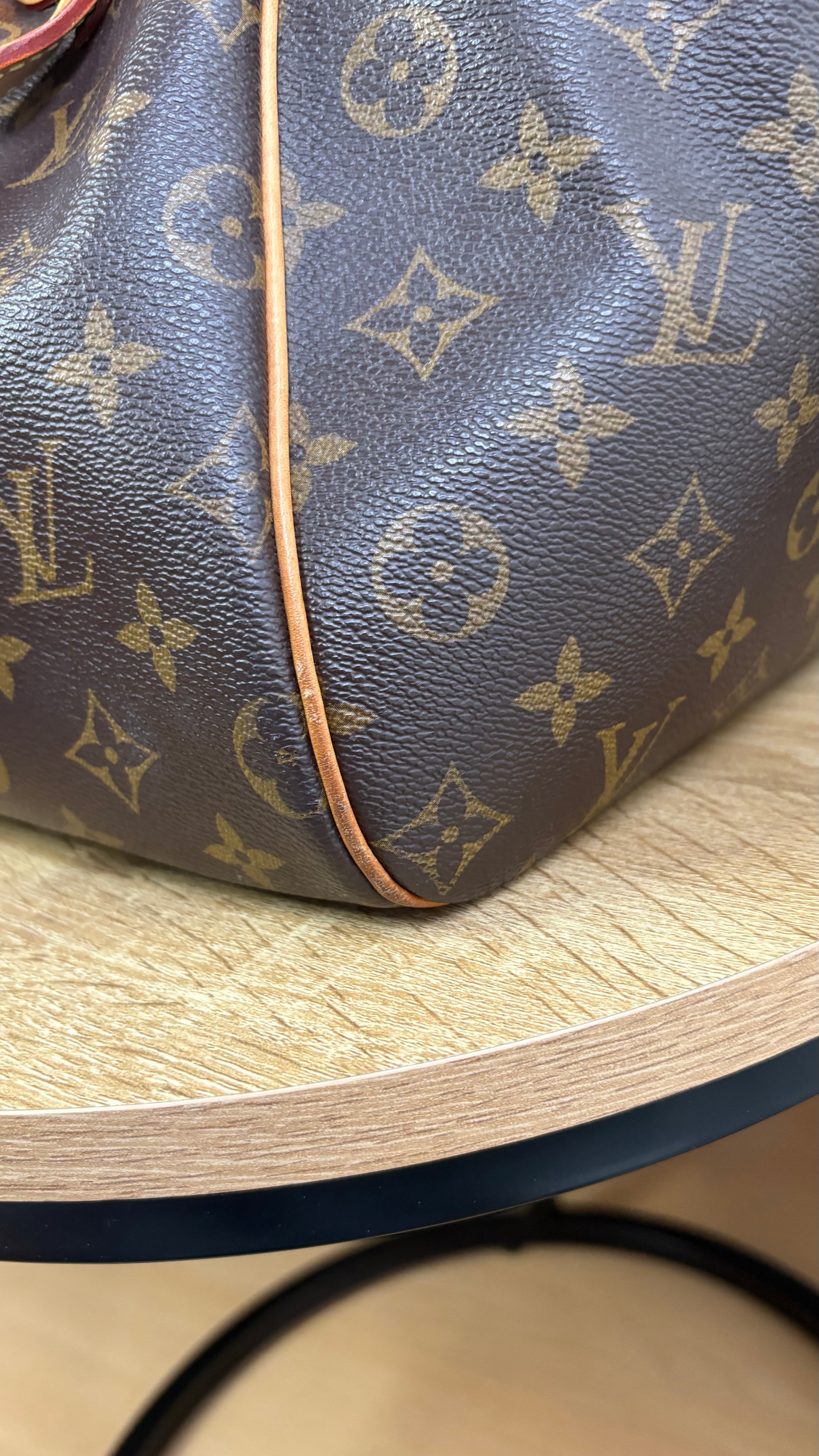 Louis Vuitton Tivoli MM