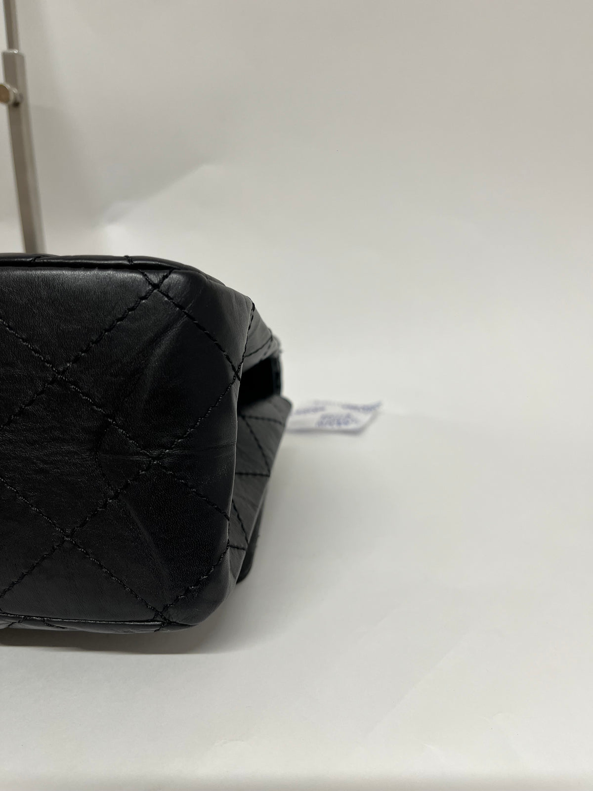 Chanel Reissue 2.55 Double Flap 227 Piel de Becerro Envejecida Negra · grande Serie 15