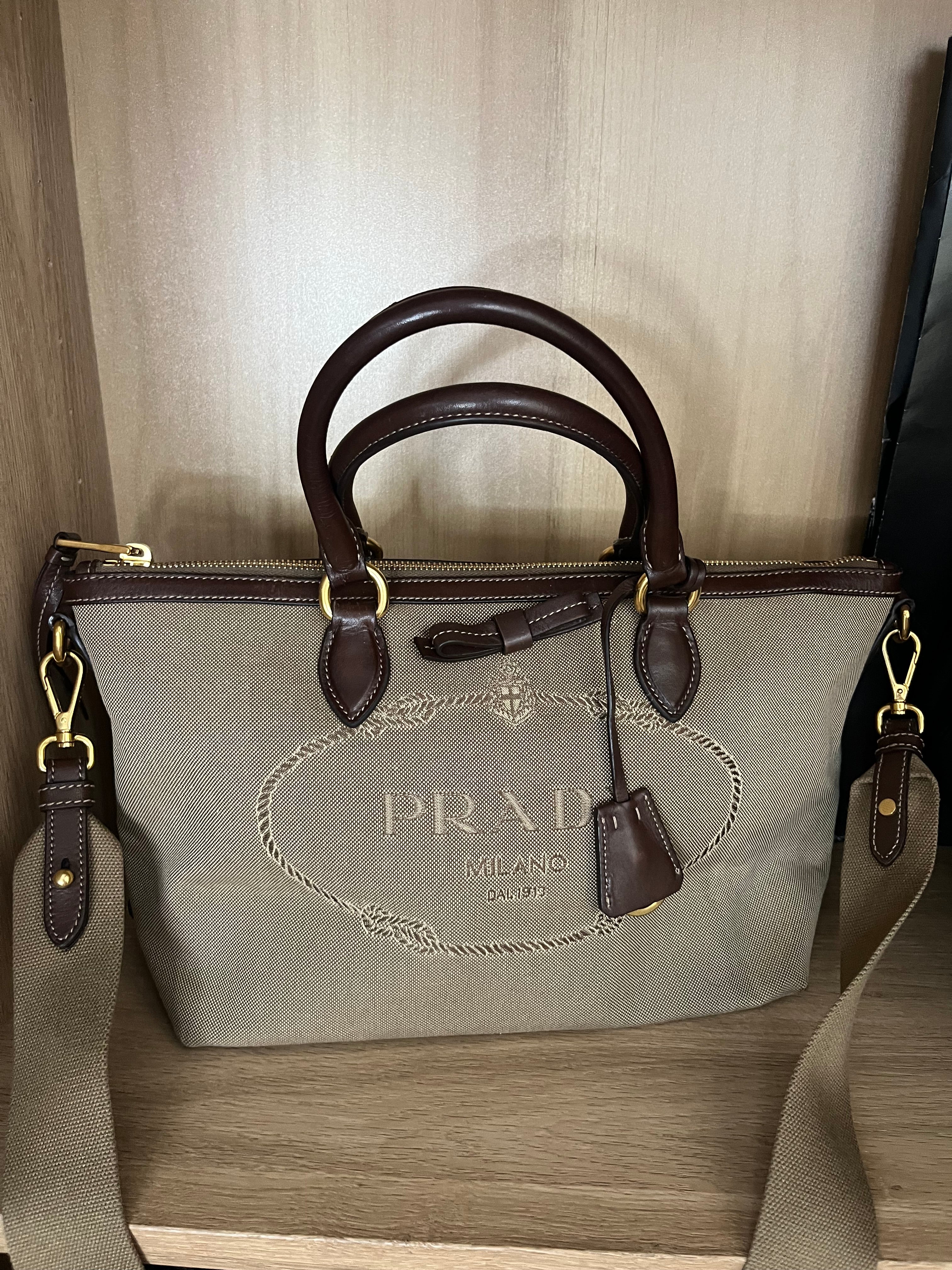 Prada jacquard vintage con bandolera