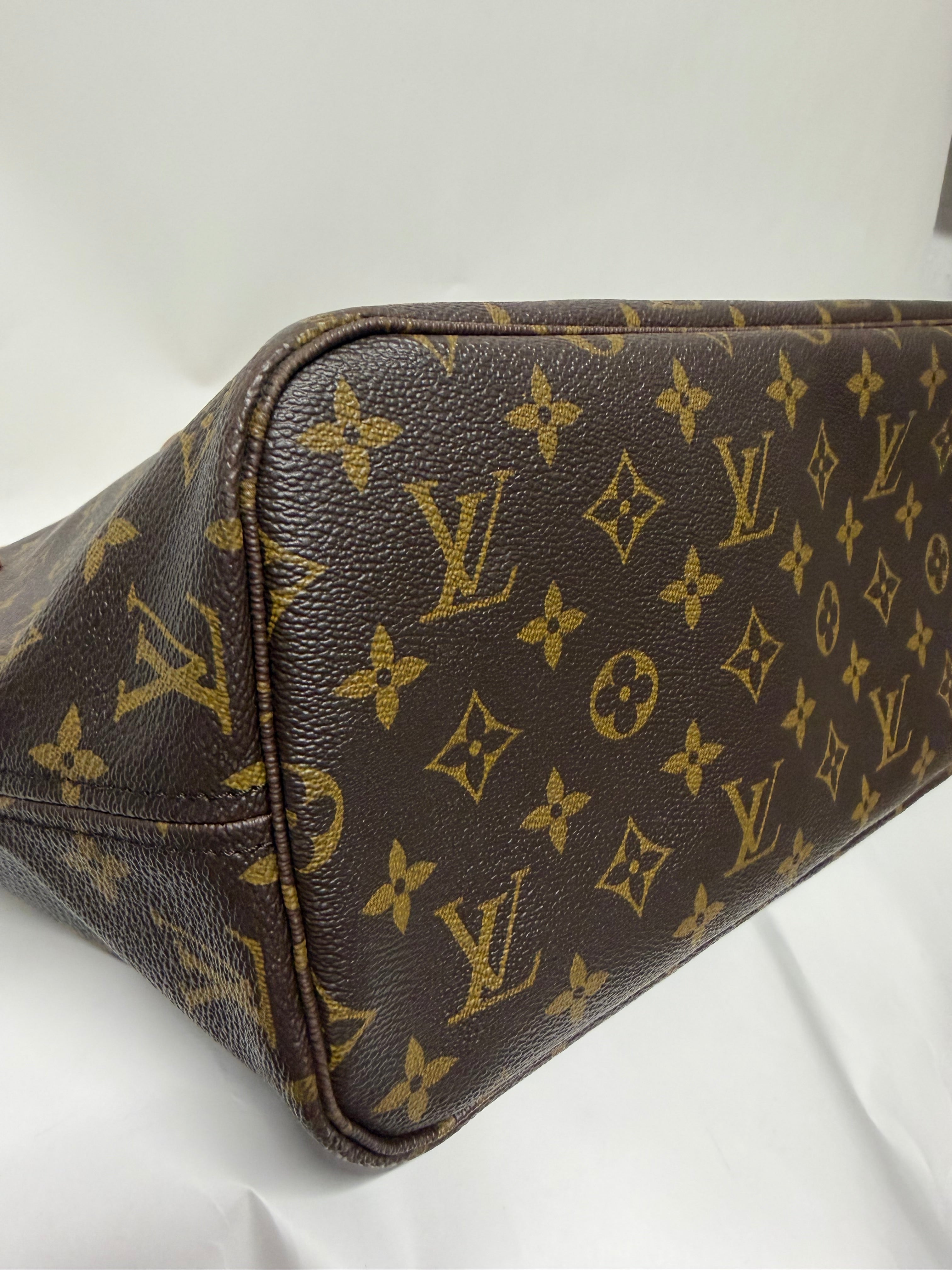 Louis Vuitton Neverfull | Monogram