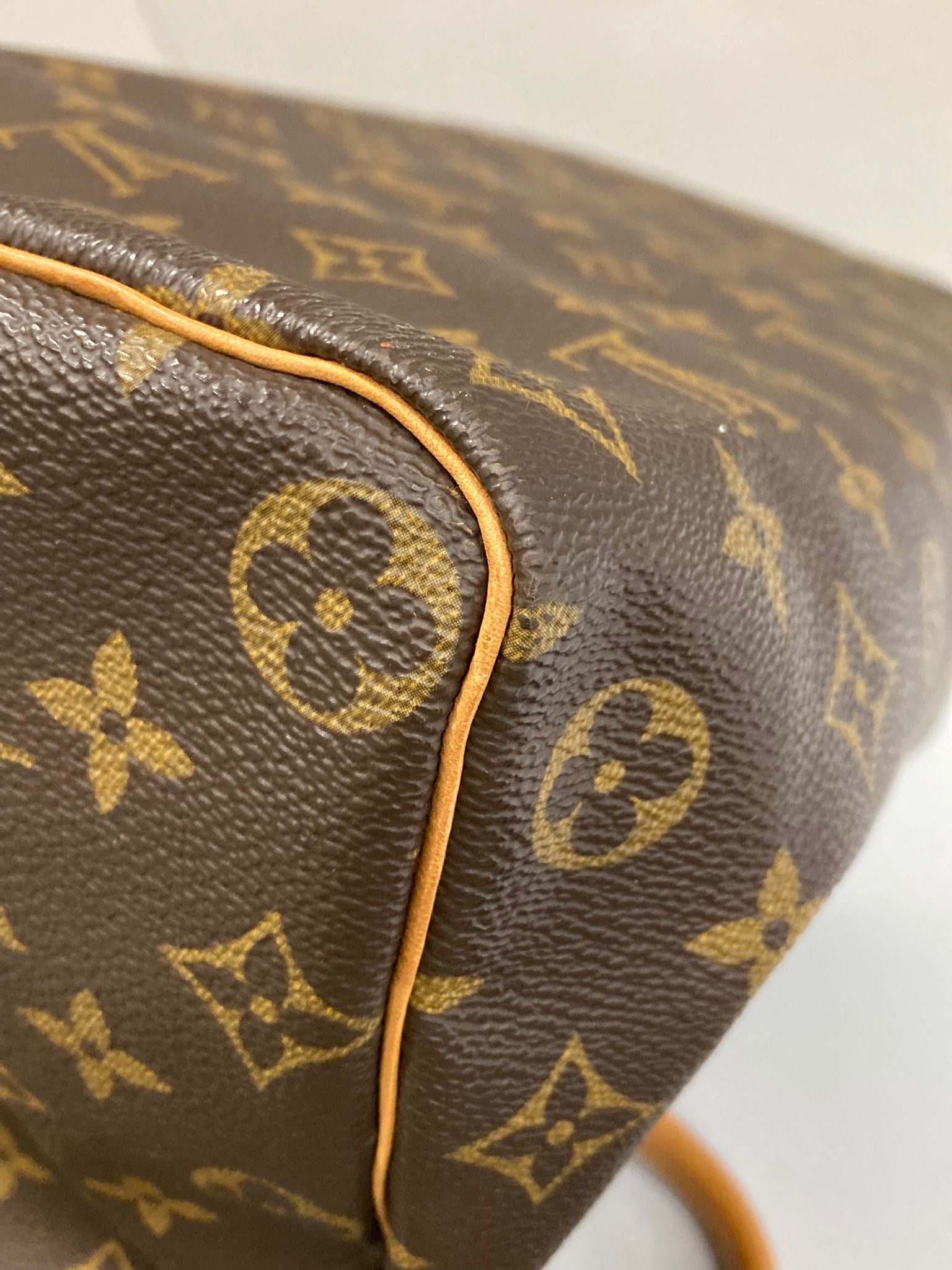 Louis Vuitton speedy 35 monogram canvas
