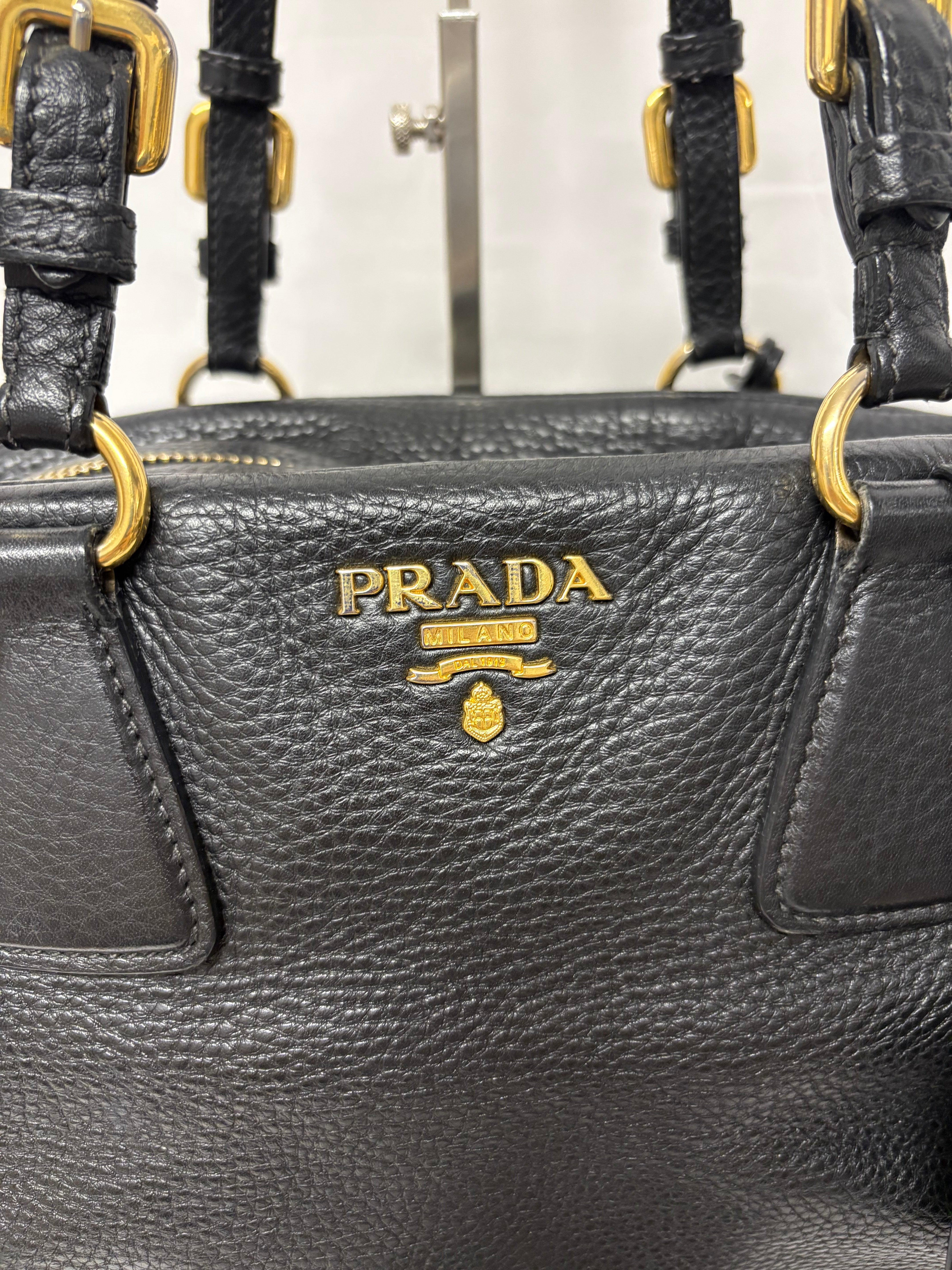 Prada Vitello Daino Negro 2-Way Original – Bandolera