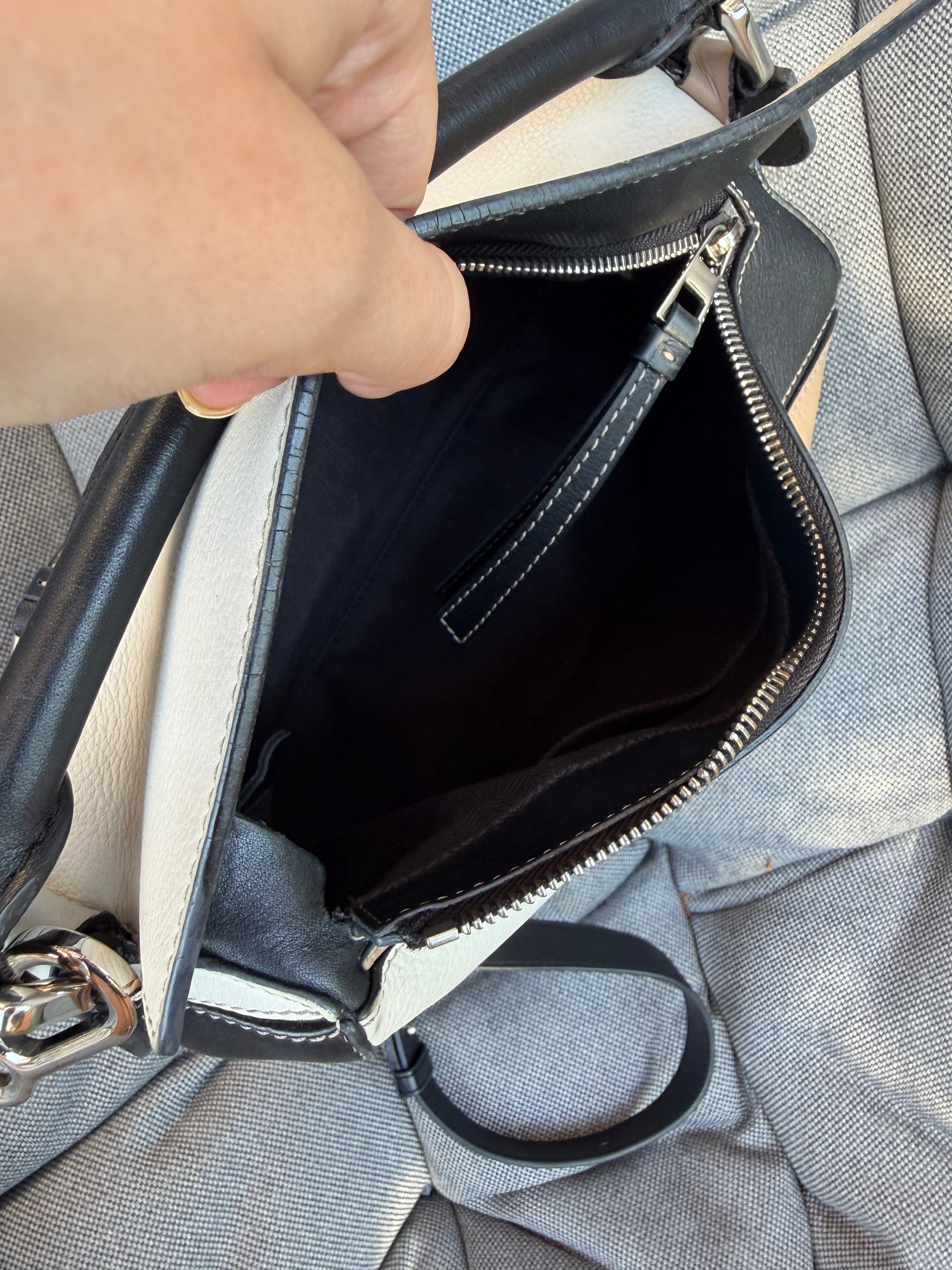 Loewe Puzzle Small Tricolor blanco topo y negro