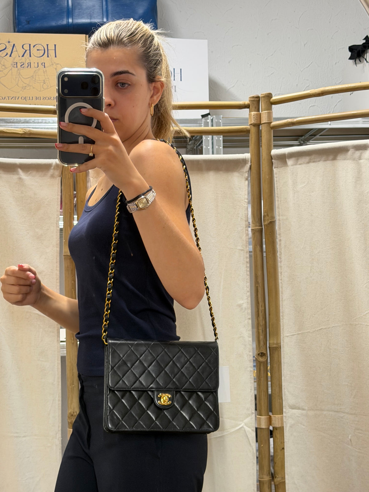 Chanel Single Flap Pequeño Piel de Cordero Negra · Cierre Clásico · Serie 7