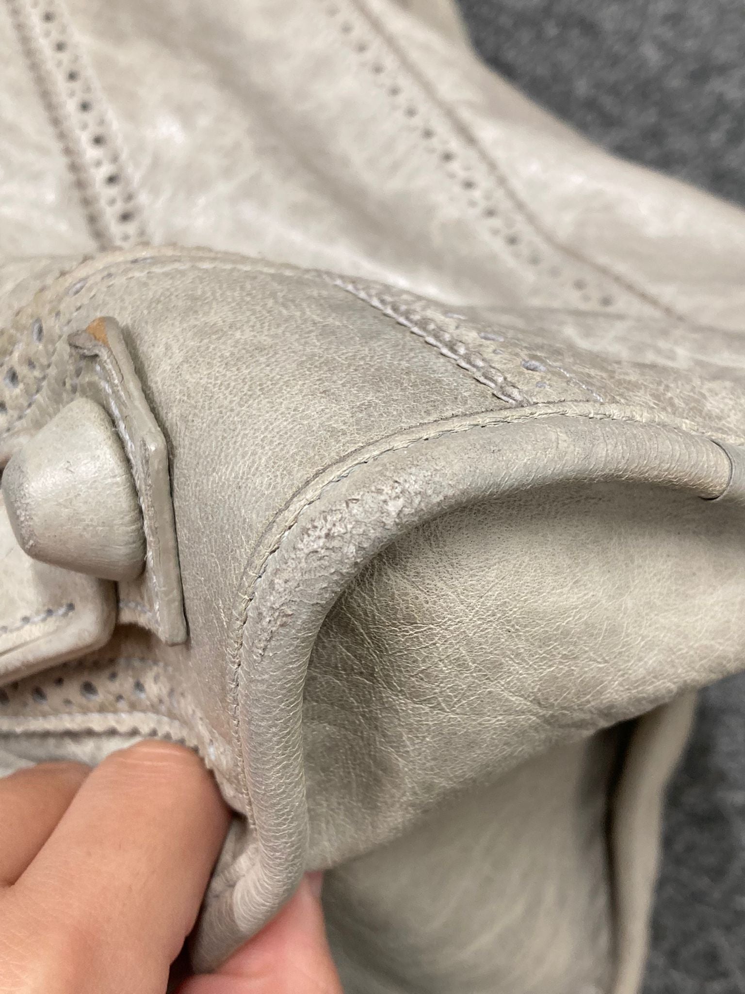 Balenciaga Giant City “Covered” Brogue Gris - crema