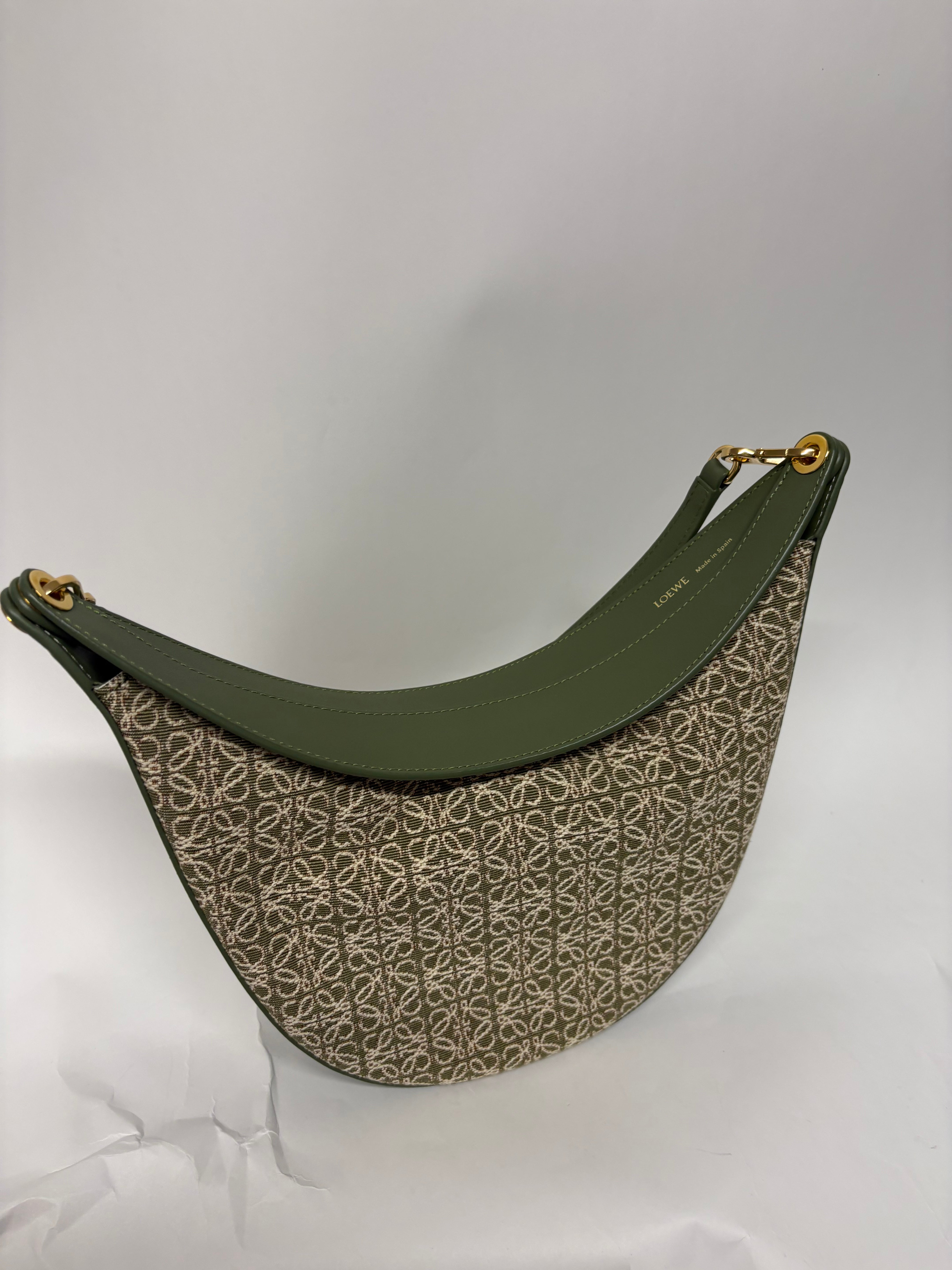Loewe Luna Hobo Verde Anagrama