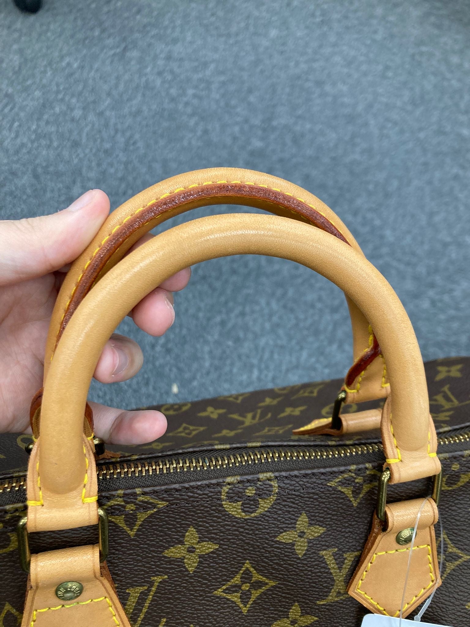 Louis Vuitton speedy 35 canvas monogram
