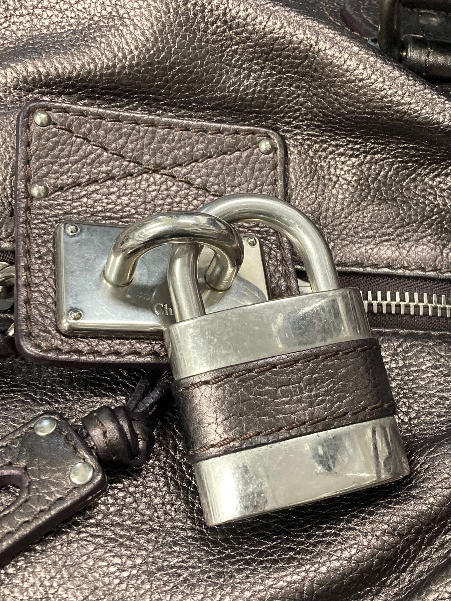 Chloé Paddington Metallic – Piel bronce