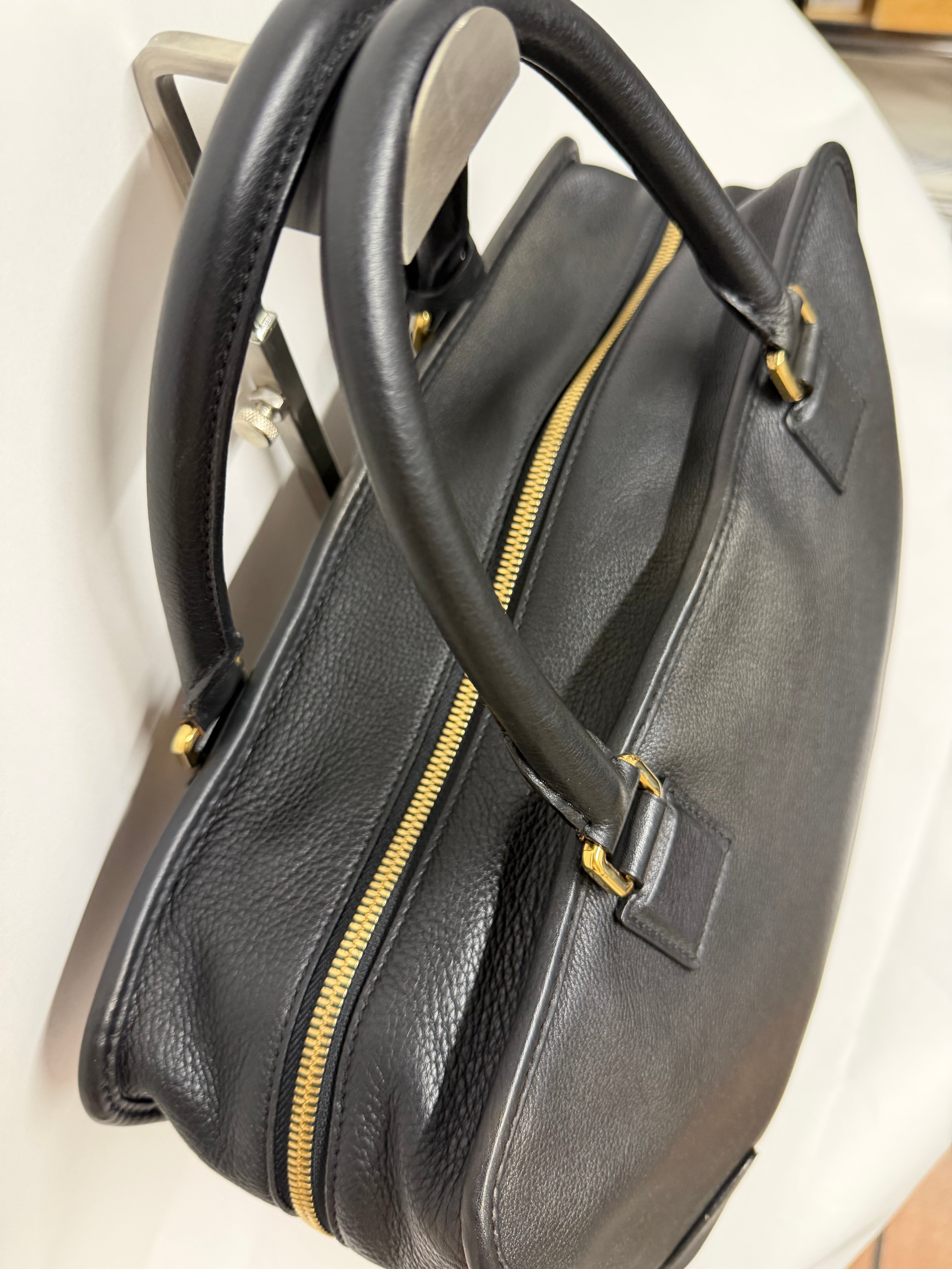Loewe Amazona 36 | Piel Negra Herrajes dorados