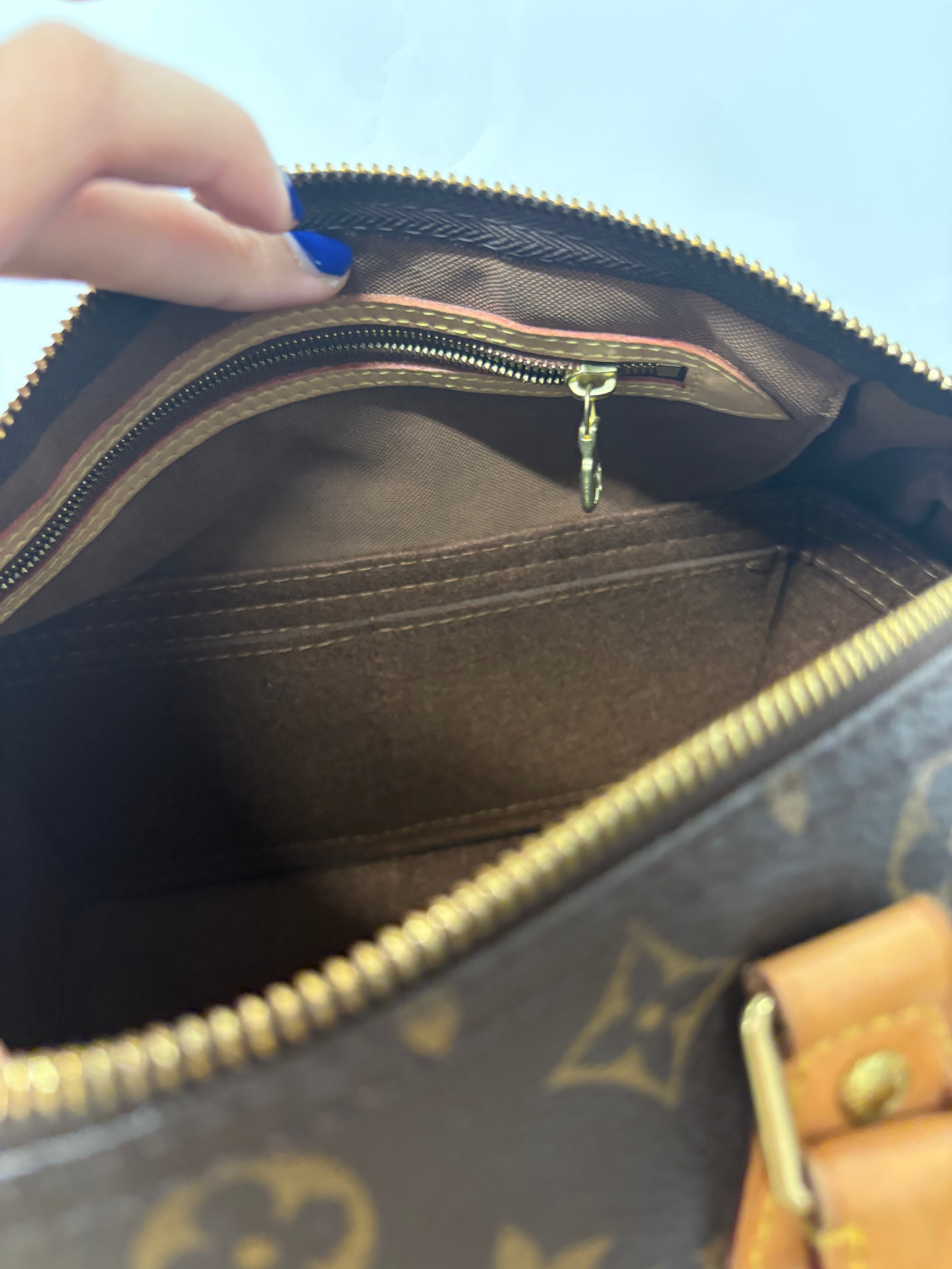 Louis Vuitton speedy 30 grabado CMP con bandolera extra