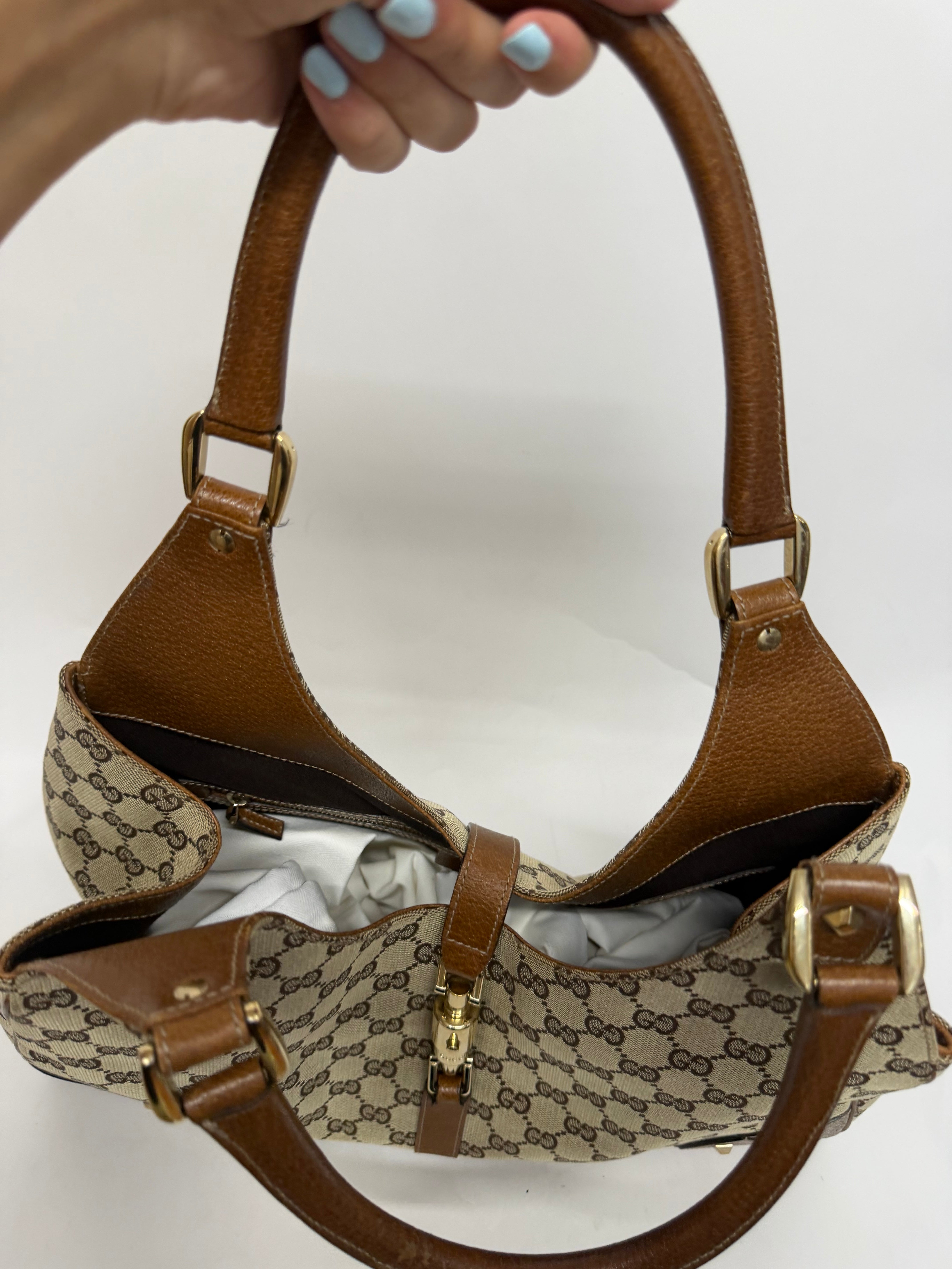 Gucci Jackie GG Canvas Grande Herrajes Dorados