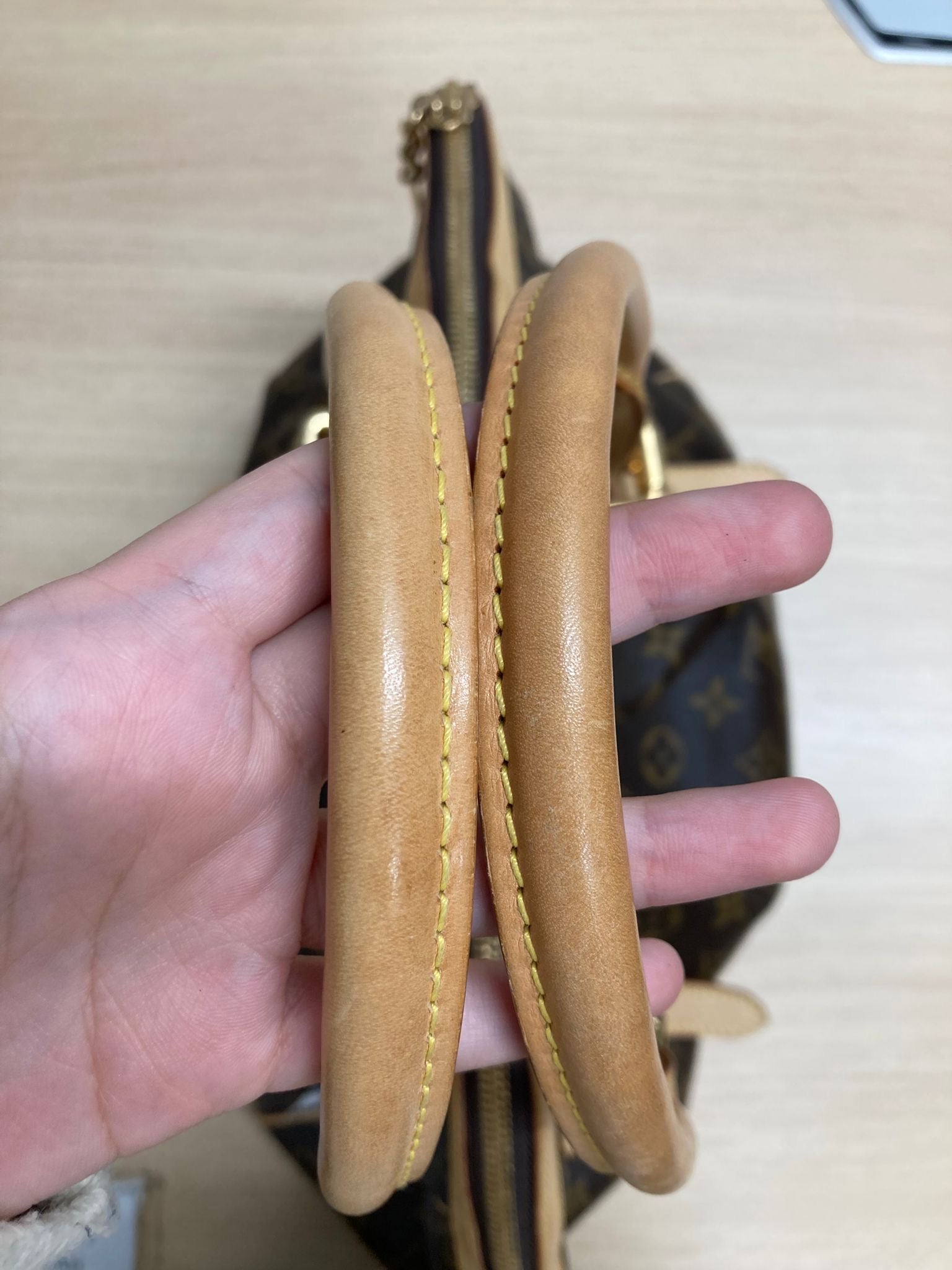 Louis Vuitton tivoli GM monogram