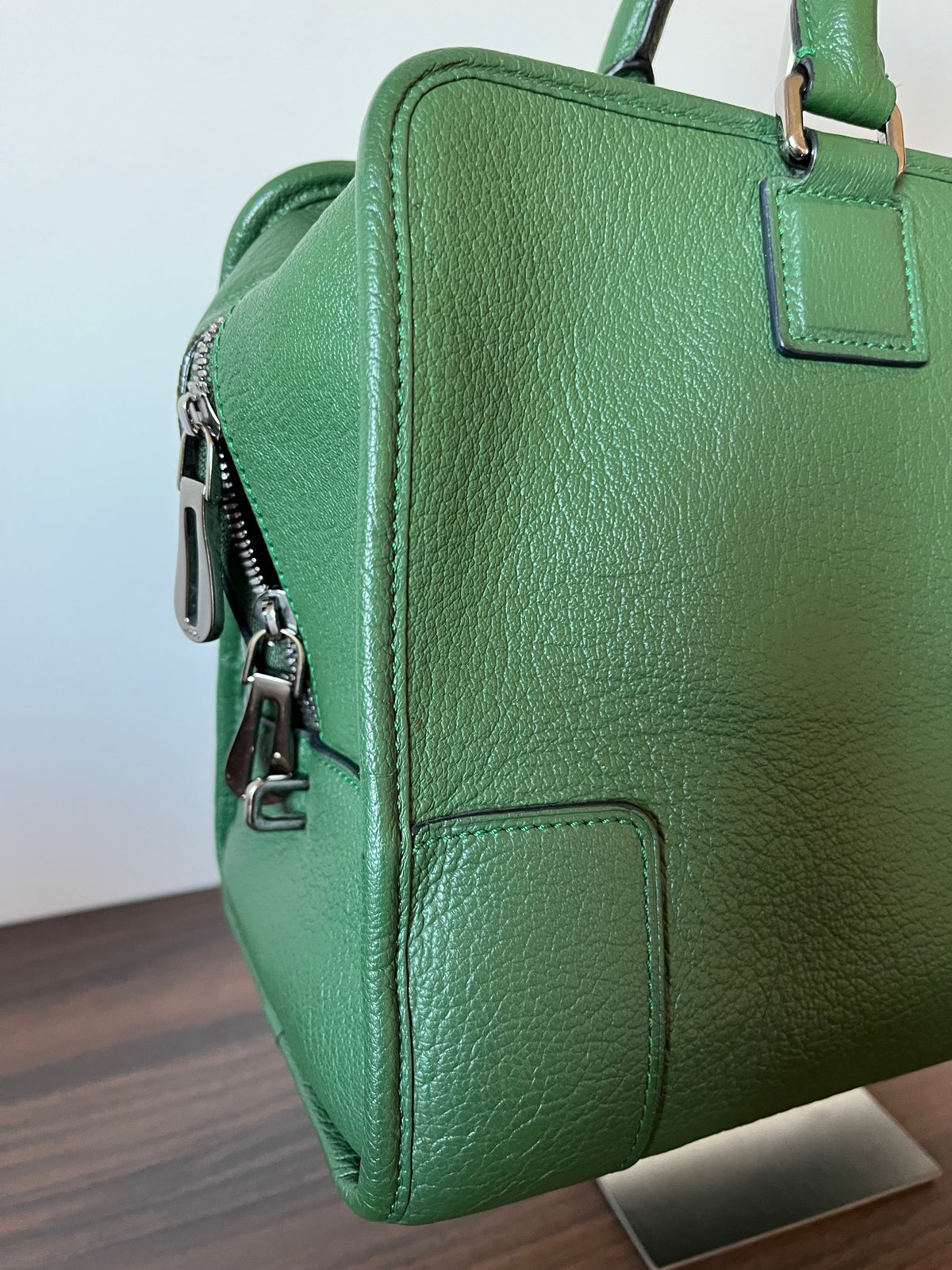 Loewe Amazona 36 Piel Verde