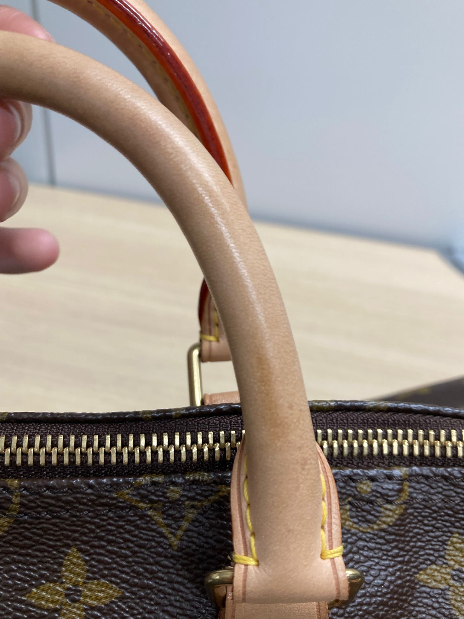 Louis Vuitton speedy 35 monogram