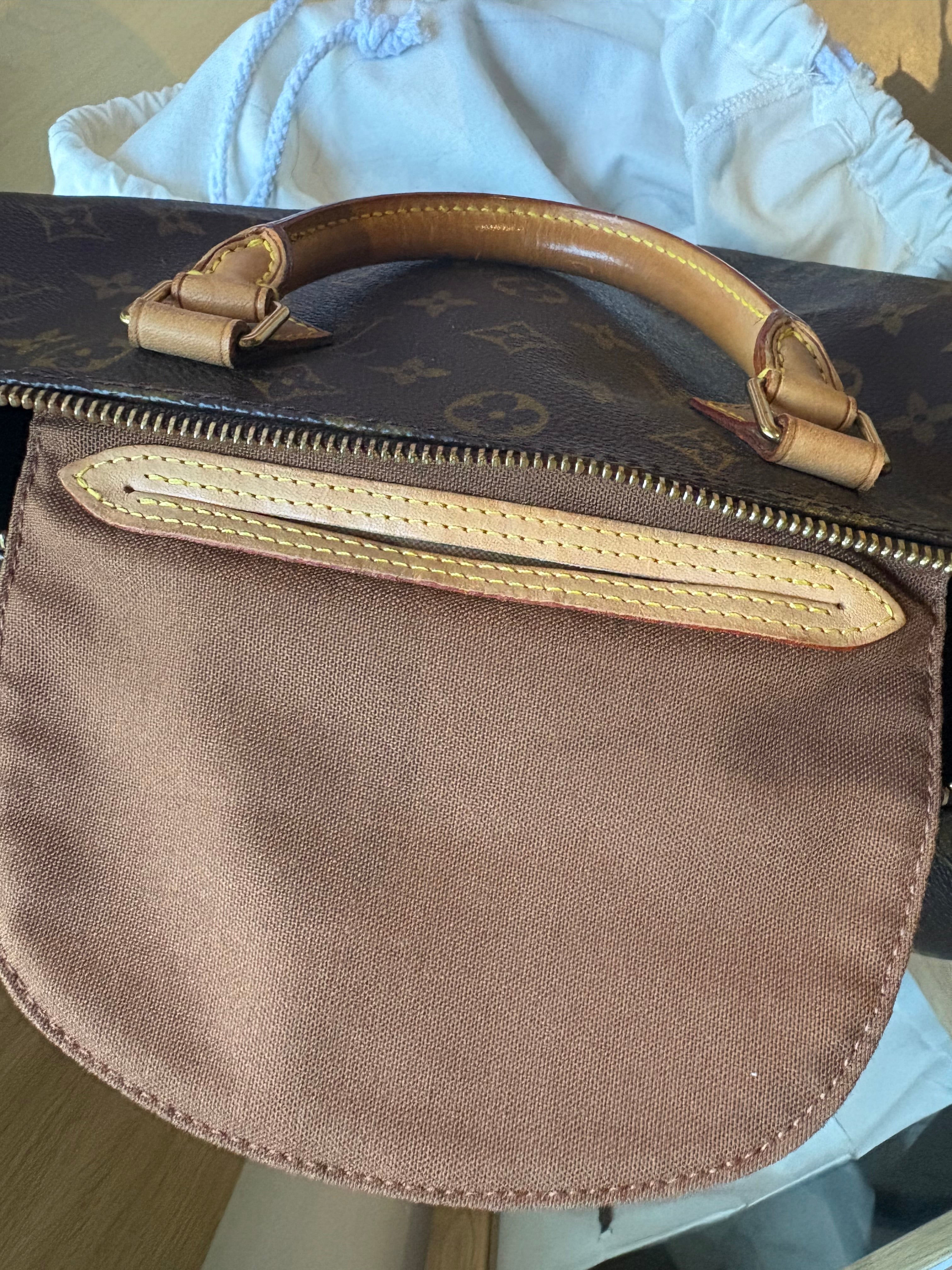 Louis Vuitton speedy 30 canvas monogram