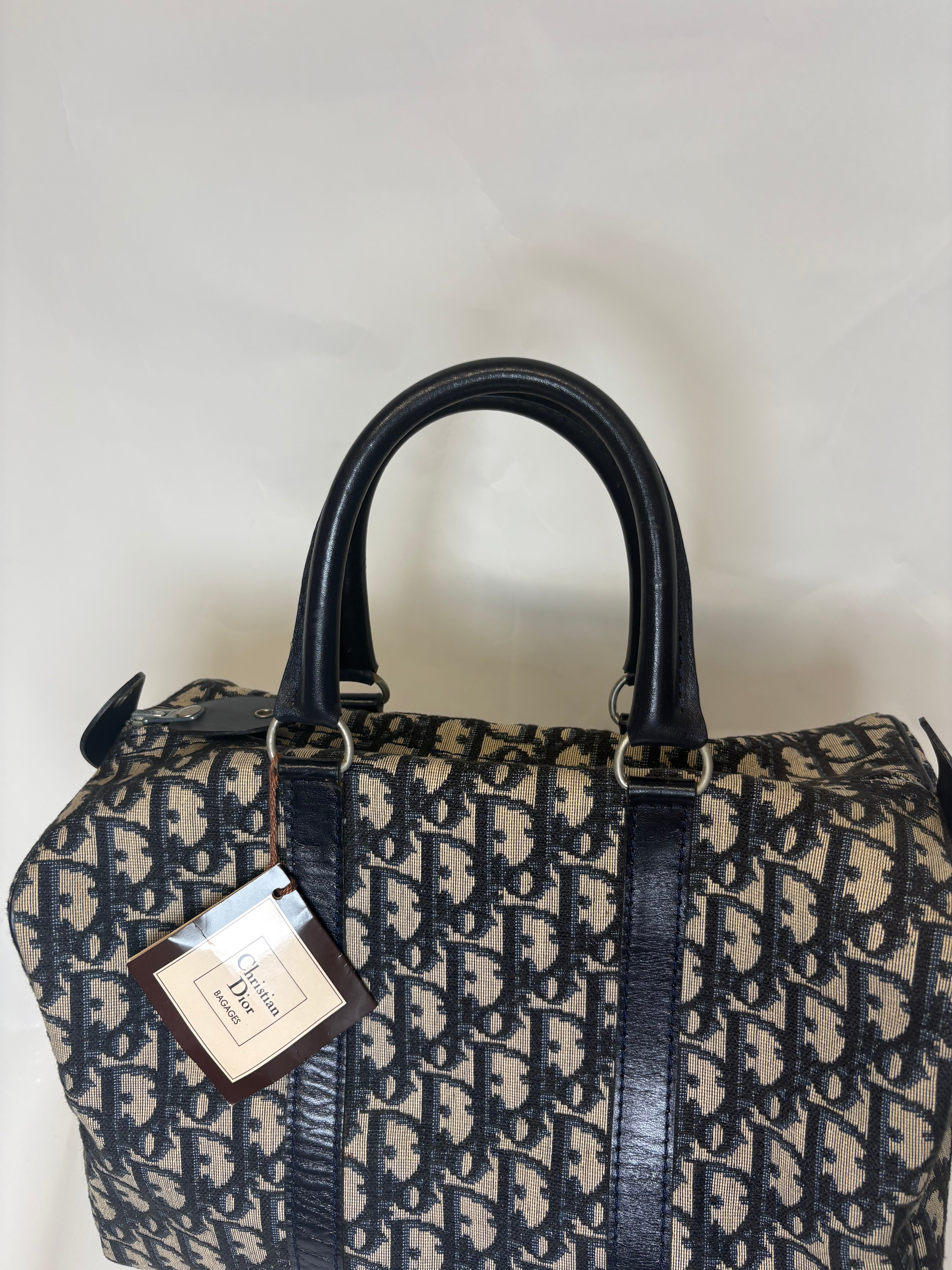 Christian Dior Boston Trotter 30 Azul marino – Con Bandolera