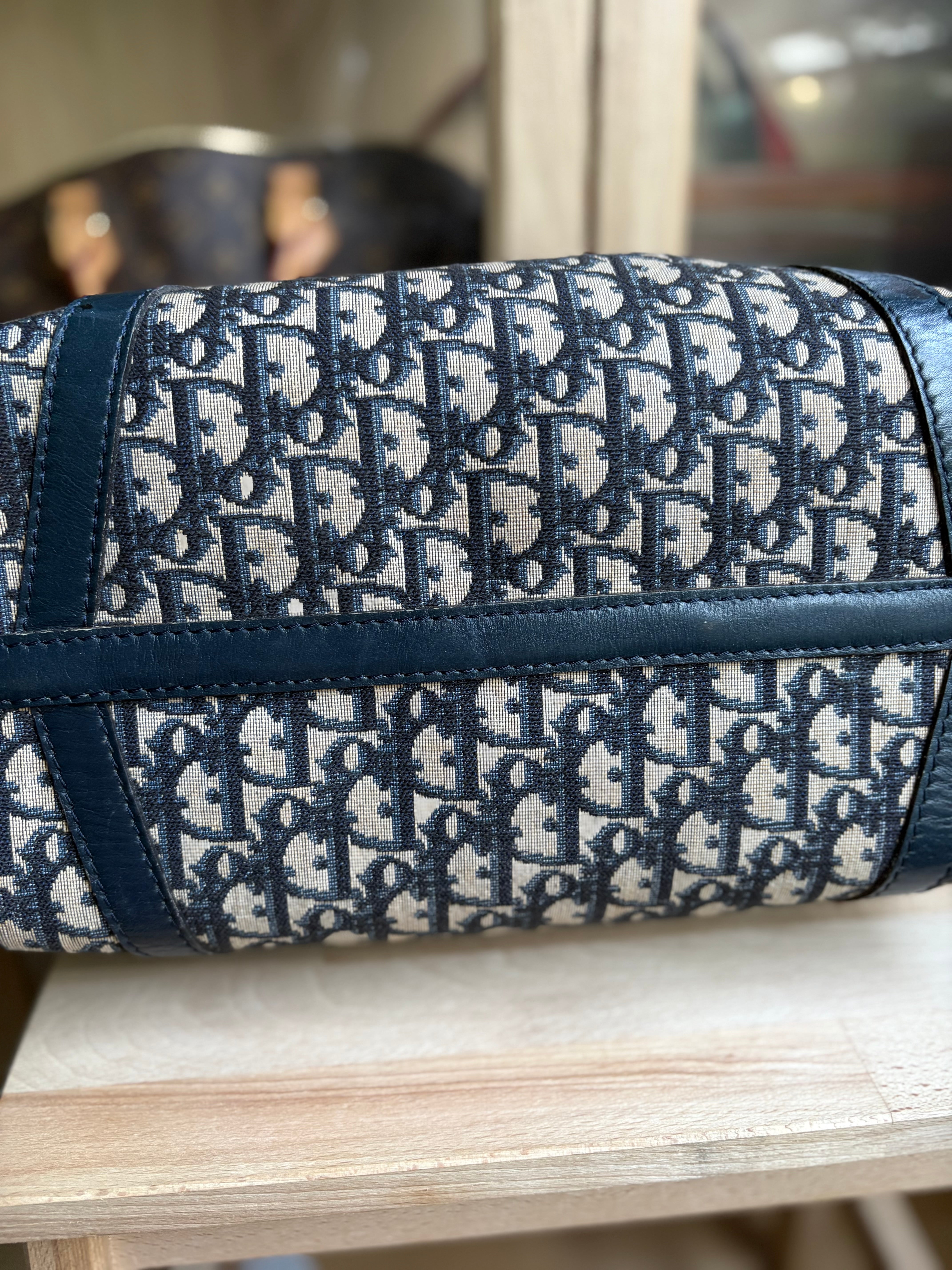 Bolso Dior Trotter Boston monograma Oblique azul marino – Talla 30