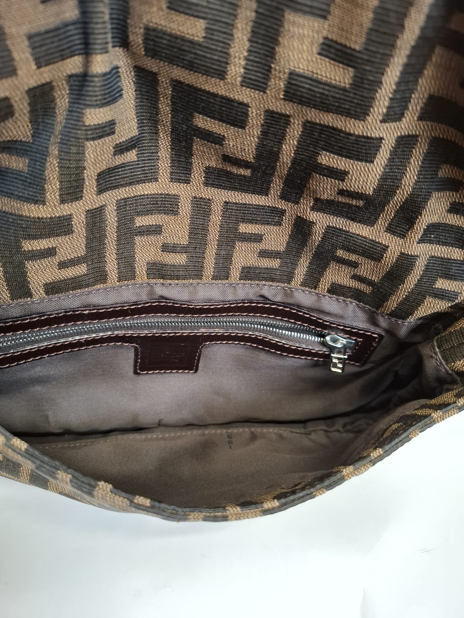 Fendi Mamma Baguette Lona Zucca y Piel Marrón