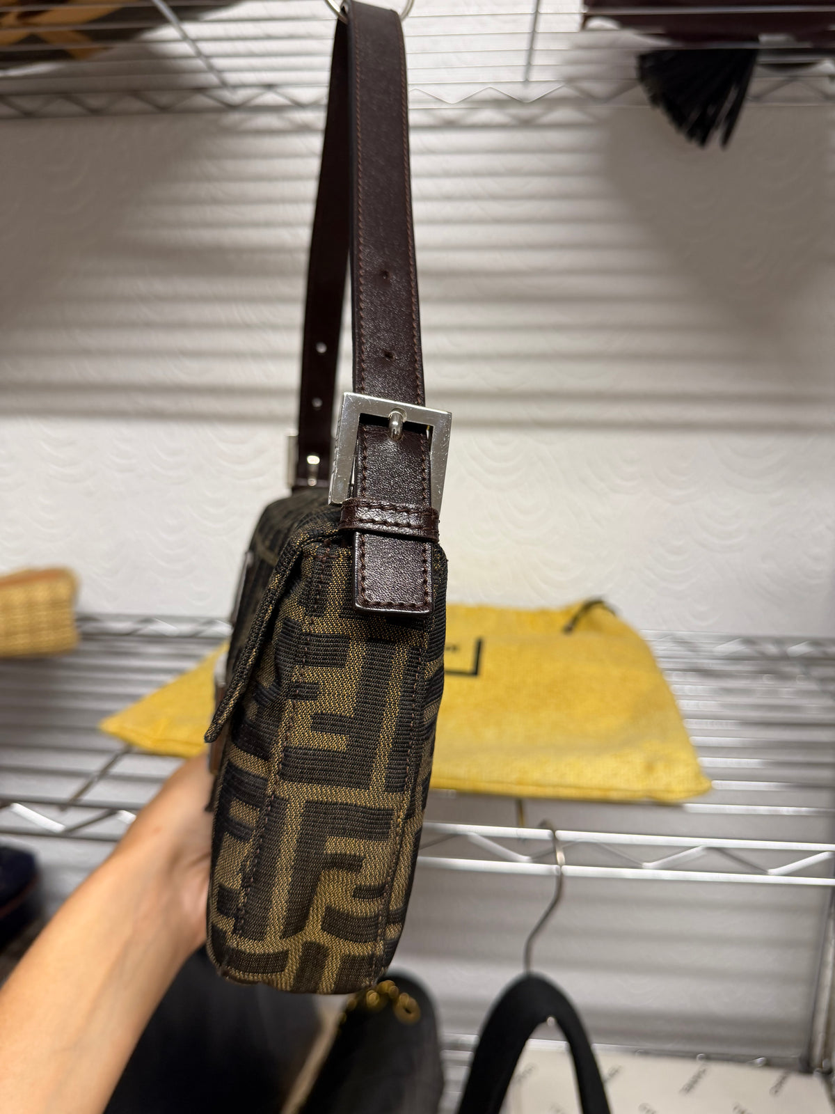 Fendi Baguette Lona Zucca y Piel Marrón