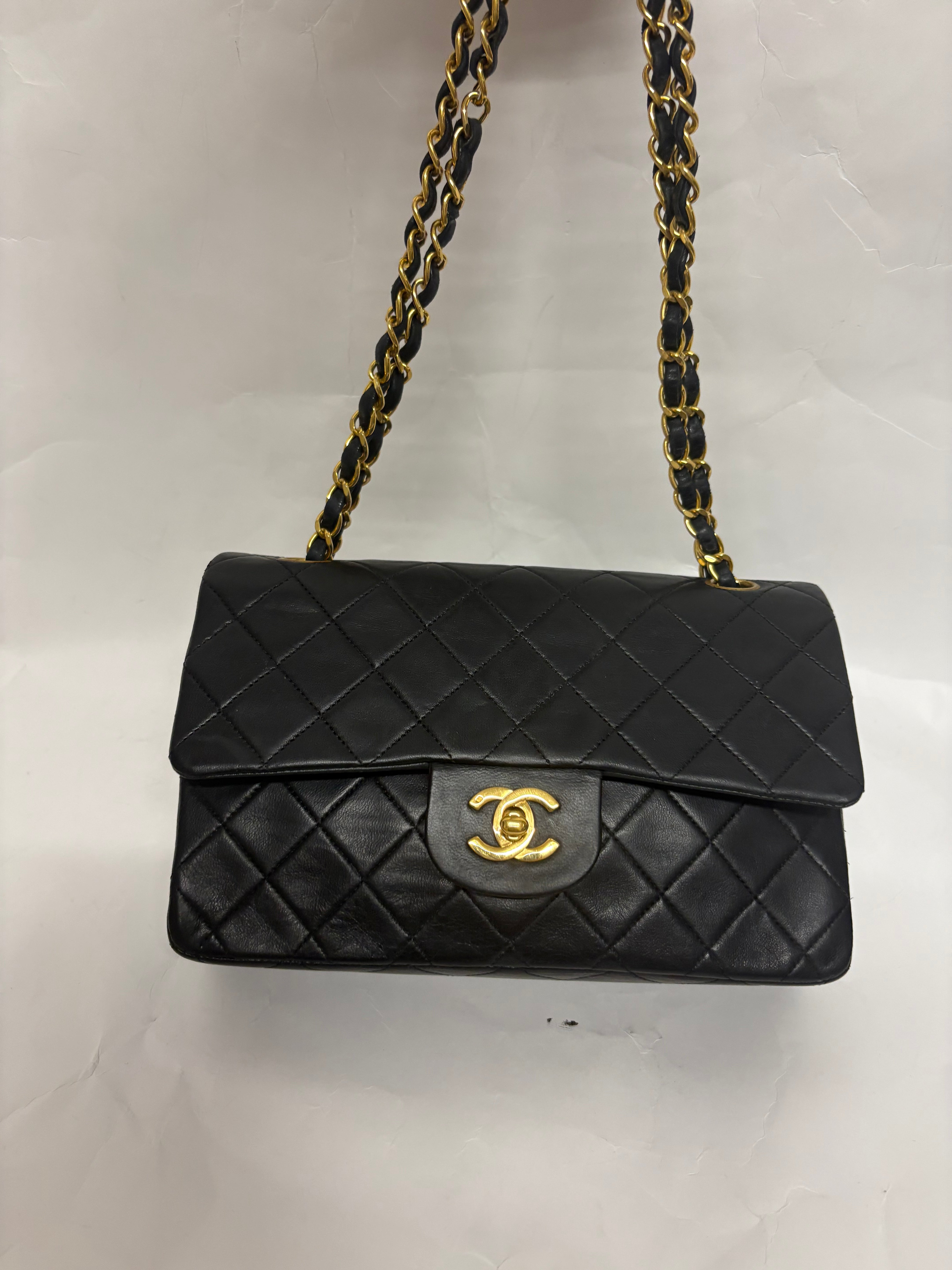 Chanel Timeless Matelassé 23 Double Flap negro serie 1