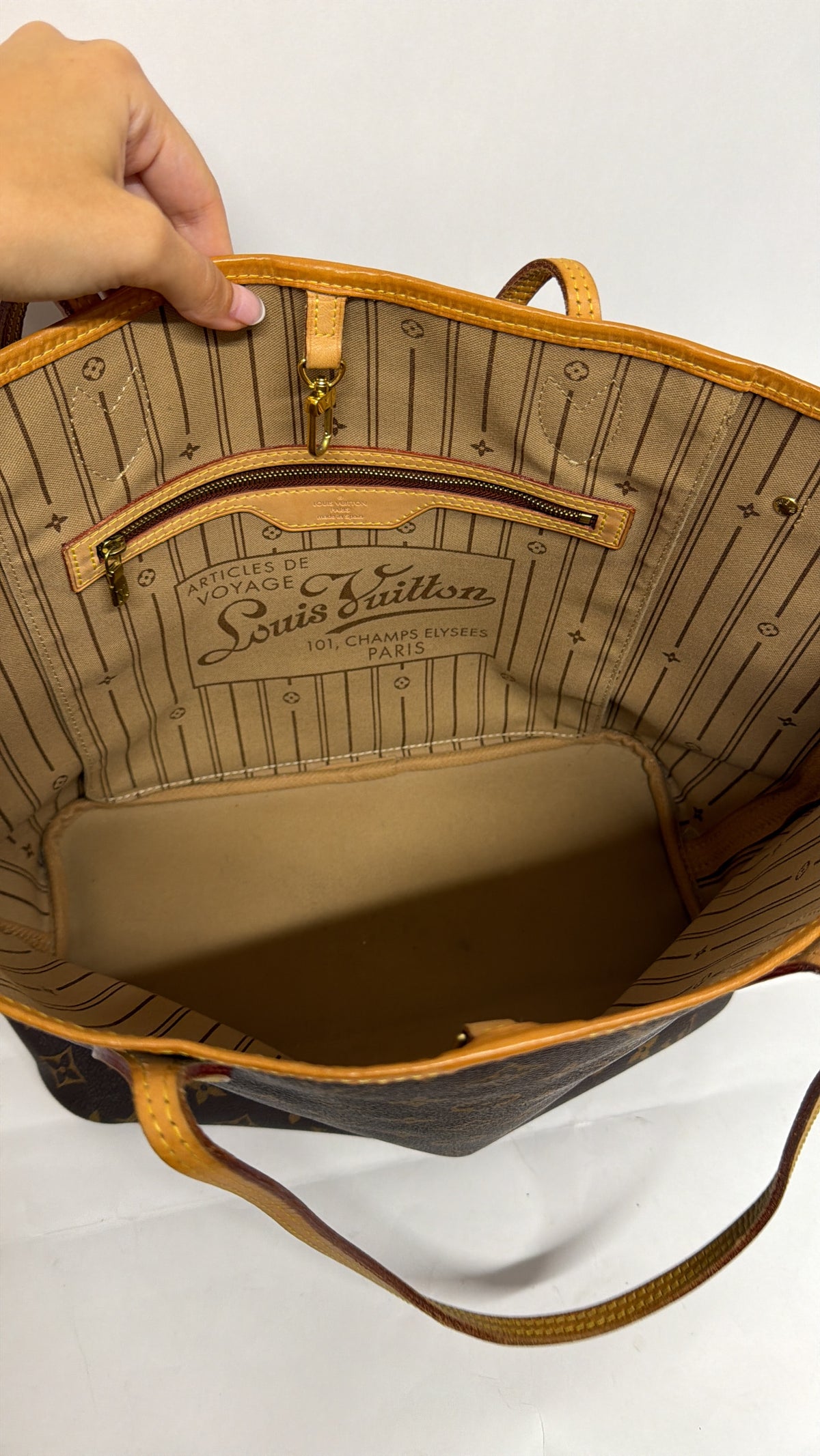 Louis Vuitton Neverfull MM Monogram