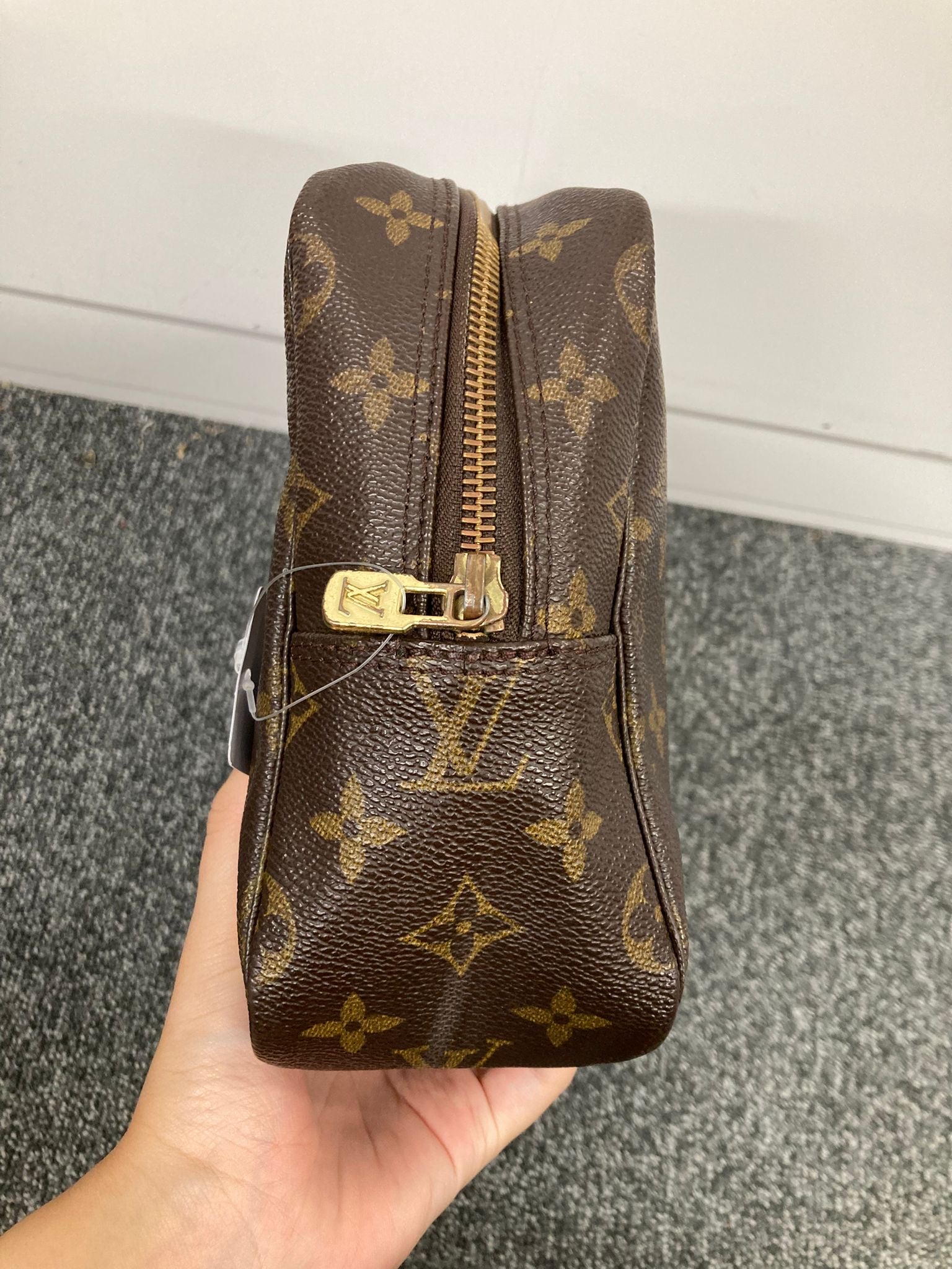 Louis Vuitton Trousse Toilette 28 – Canvas Monogram