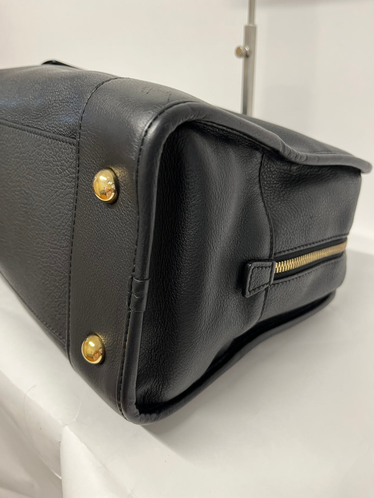 Loewe Amazona Negra Herrajes Dorados
