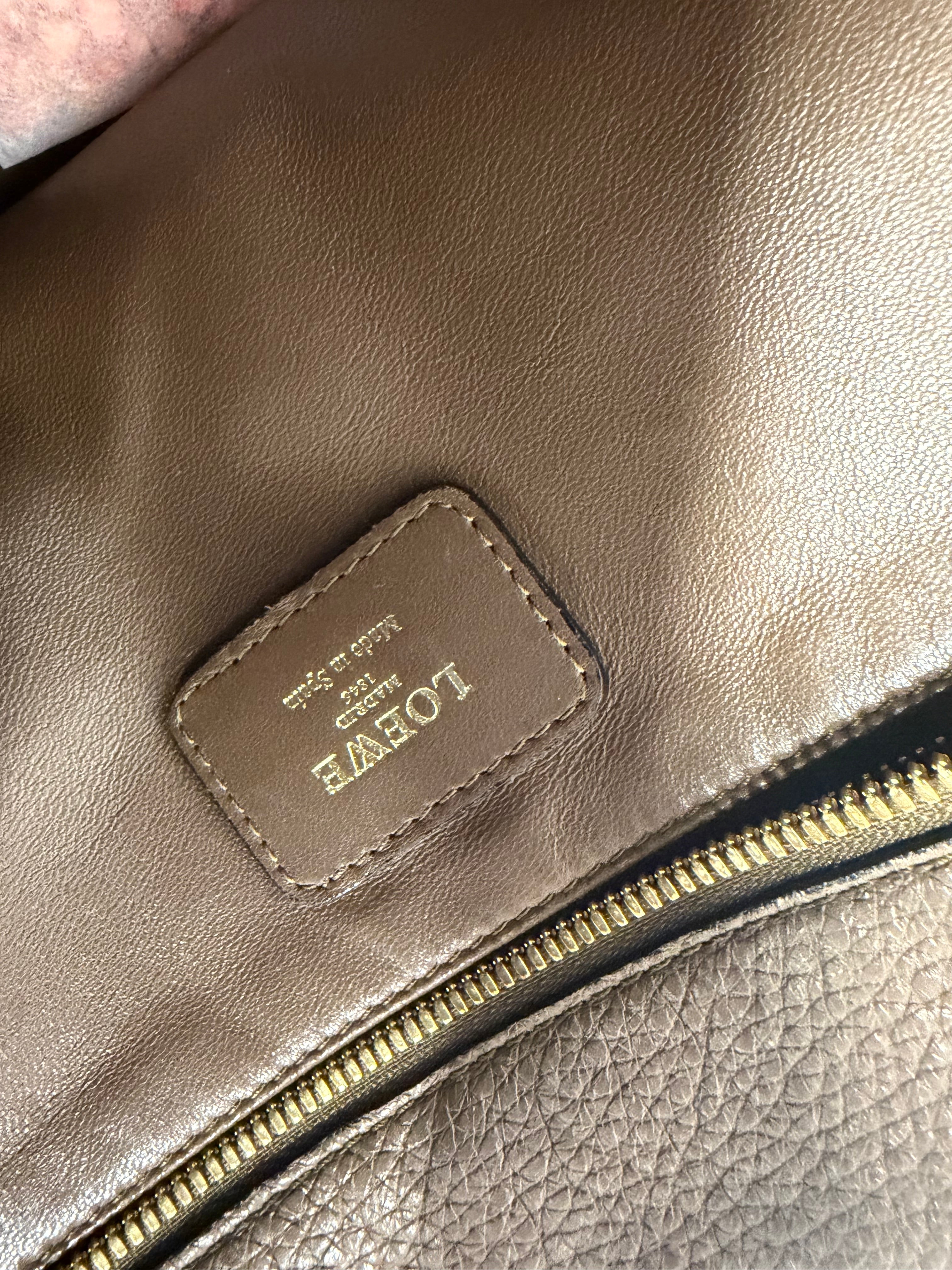 Loewe Amazona 36 Piel Becerro Marrón