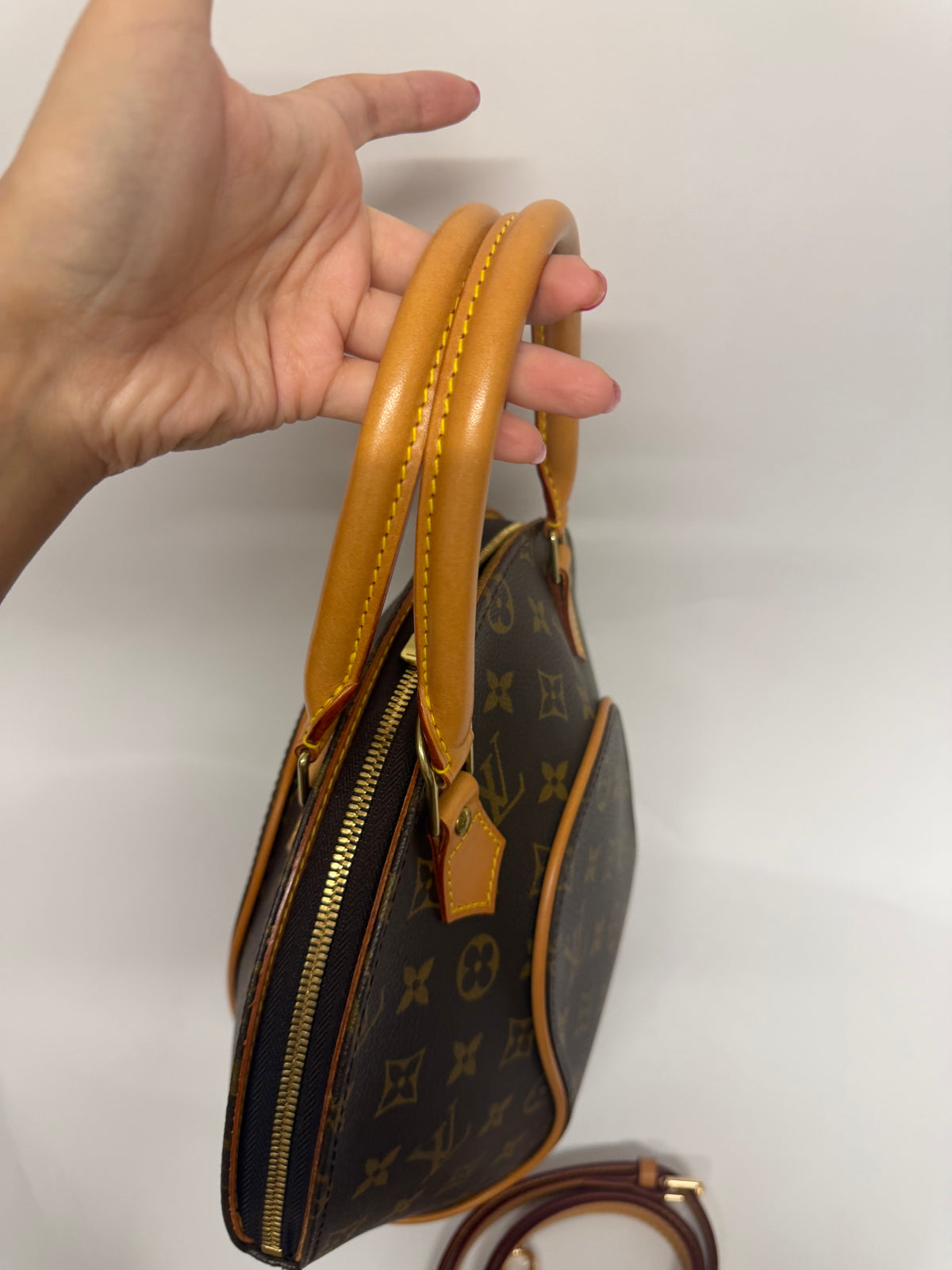 Louis Vuitton Ellipse PM Lona Monogram