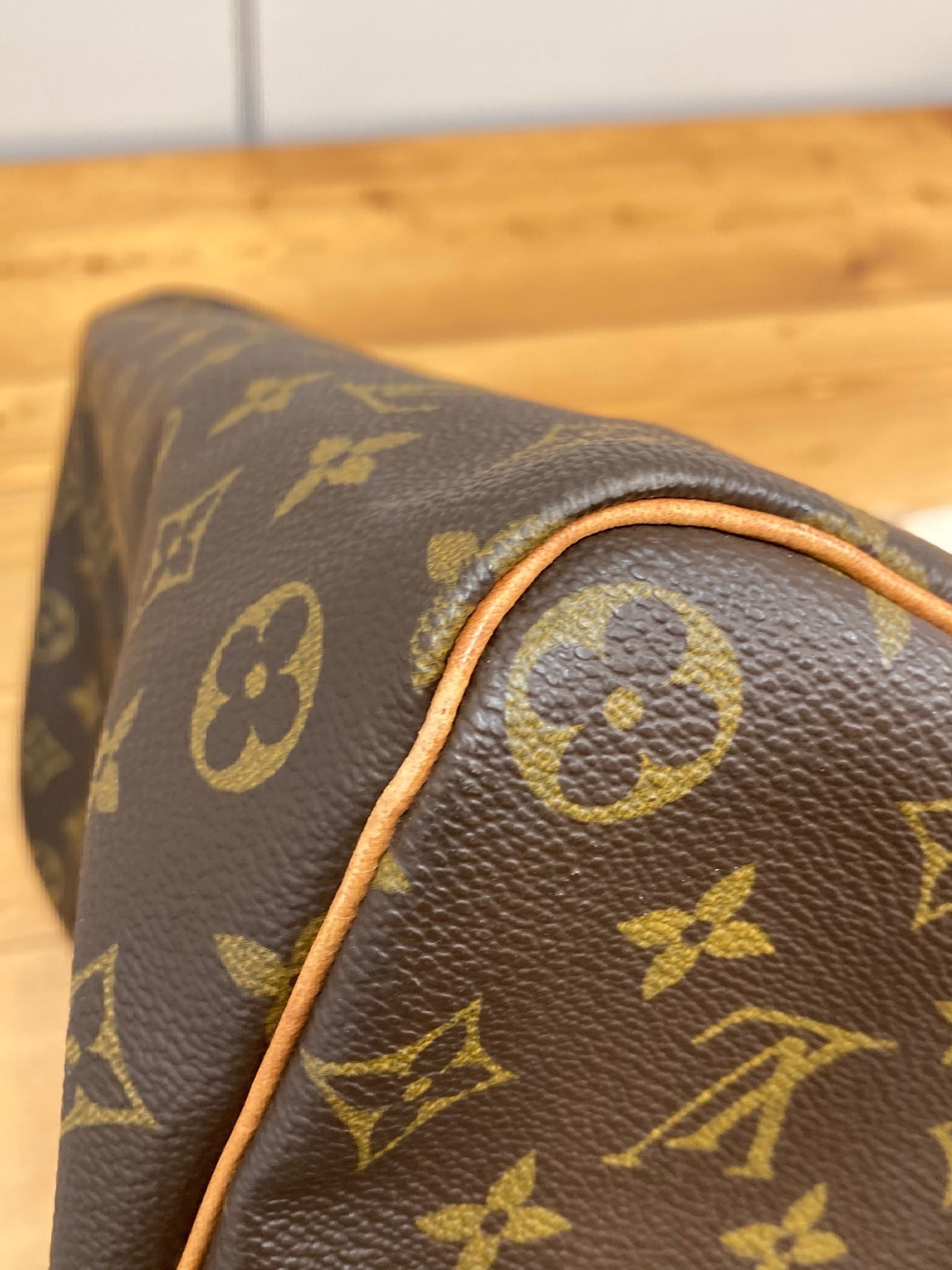 Louis Vuitton speedy 35 monogram canvas