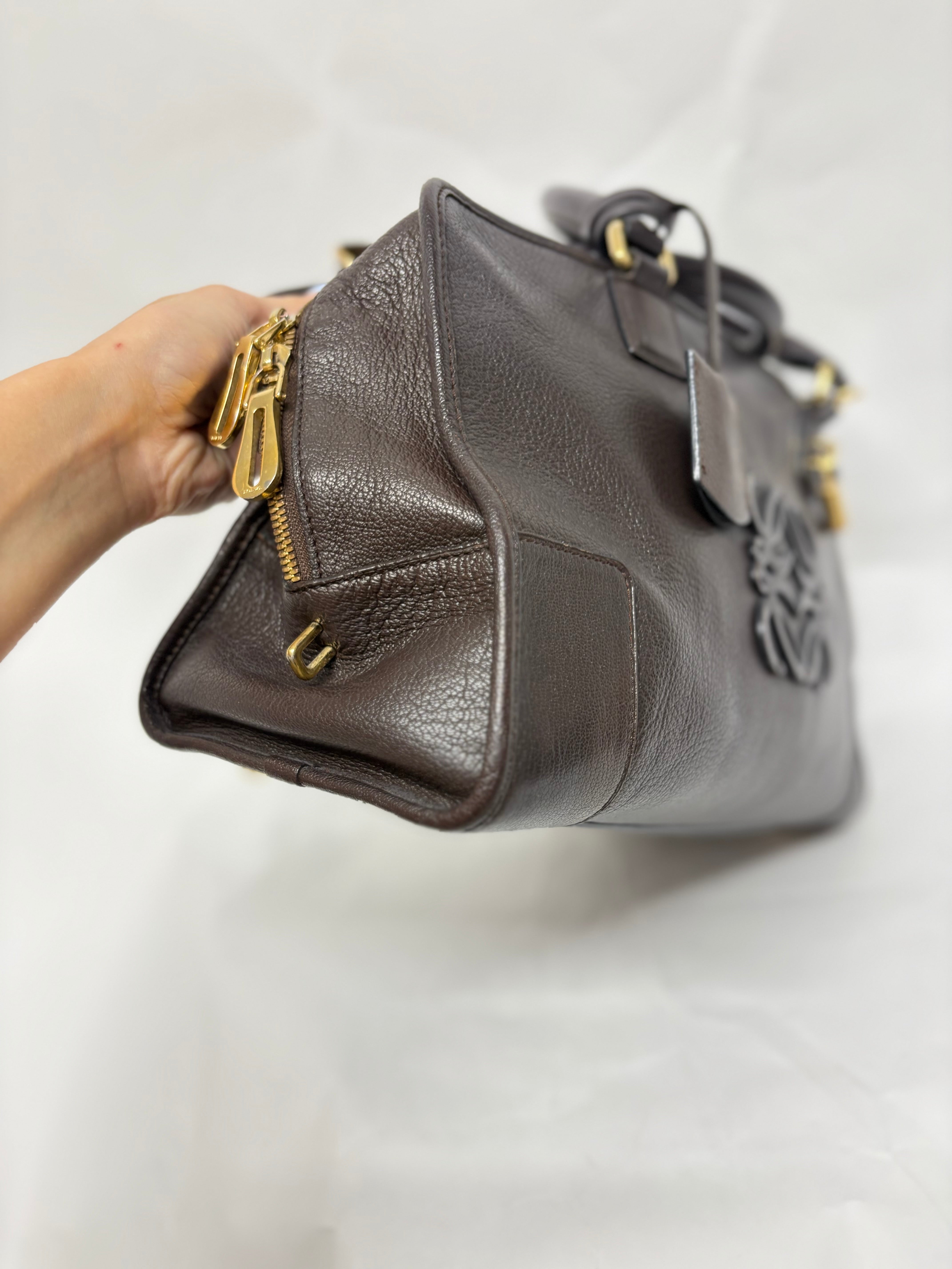 Loewe Amazona 35 Marrón chocolate con bandolera extra