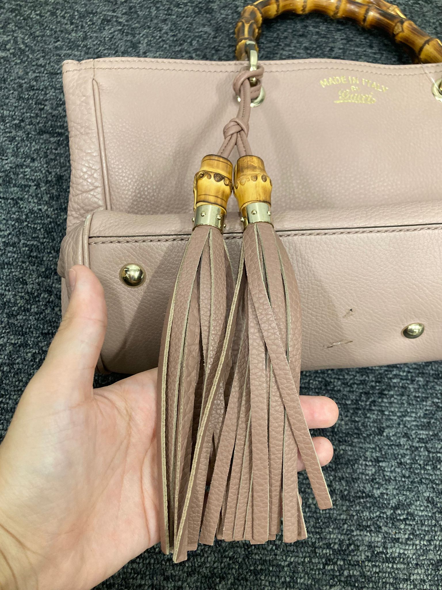 Gucci Bamboo 2Way Bag en piel rosa empolvado y bandolera
