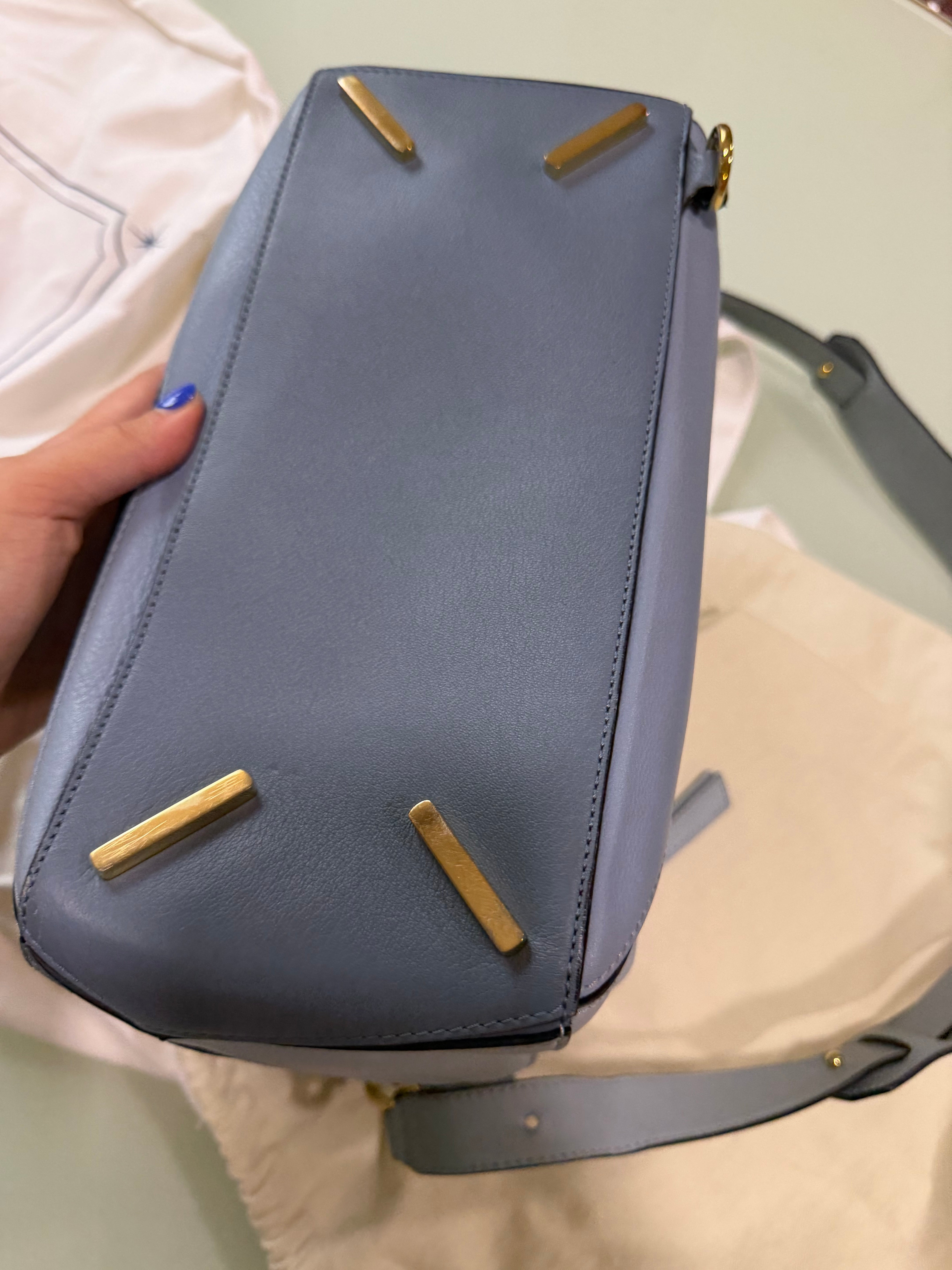 Loewe puzzle bag mediano tricolor sky baby blue