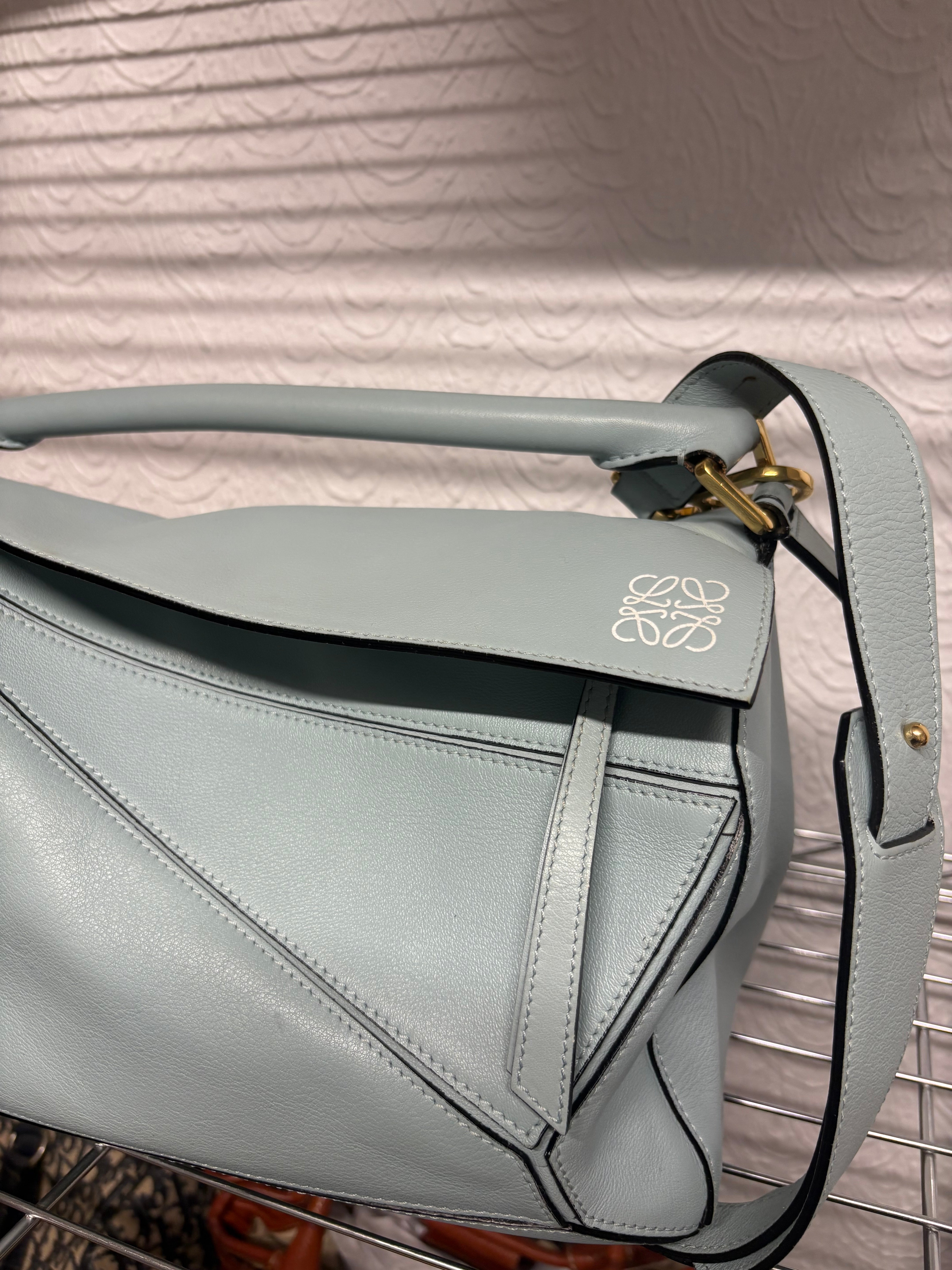 Loewe puzzle bag mediano sky baby blue