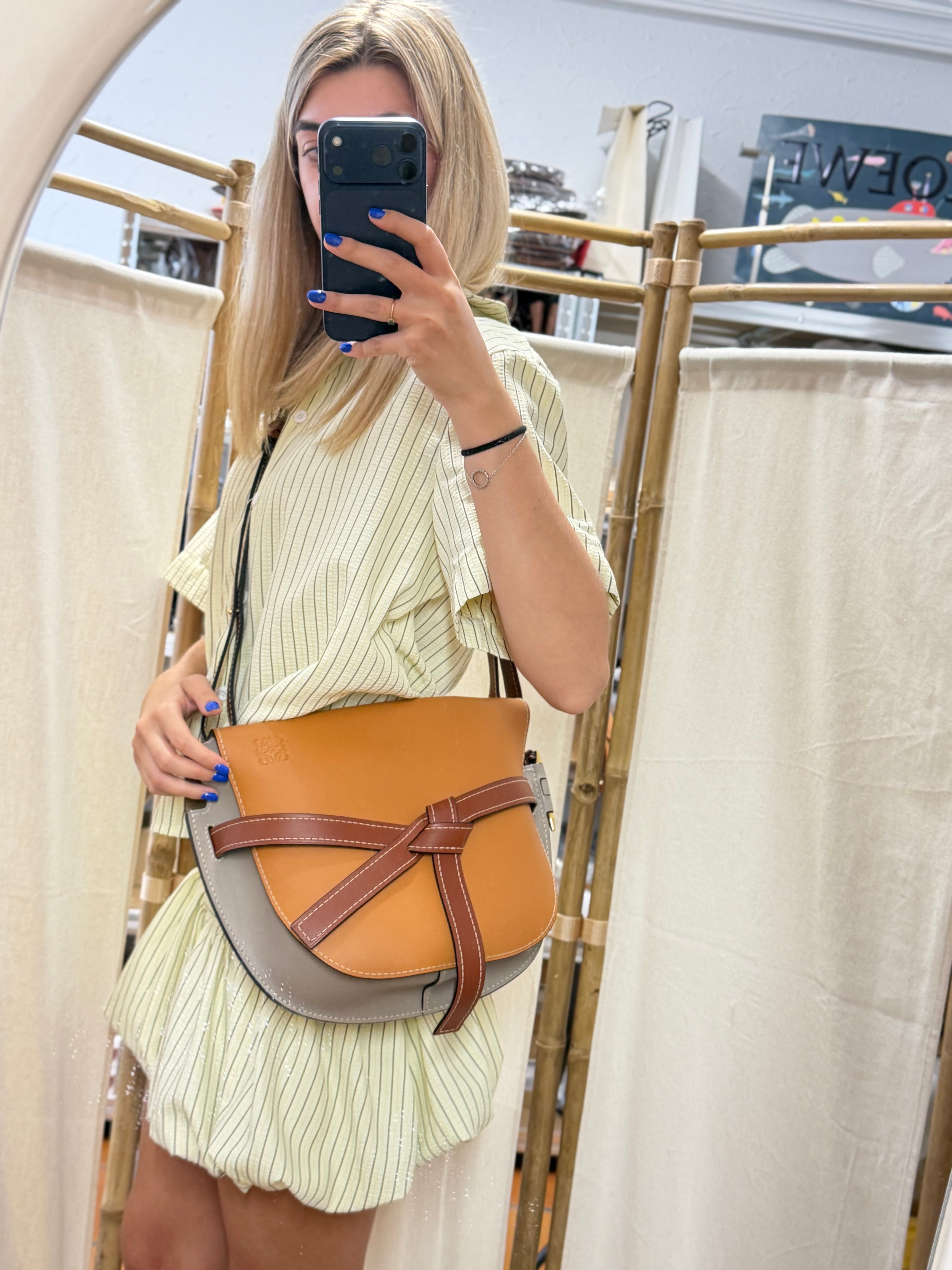 Loewe gate tricolor grande bandolera