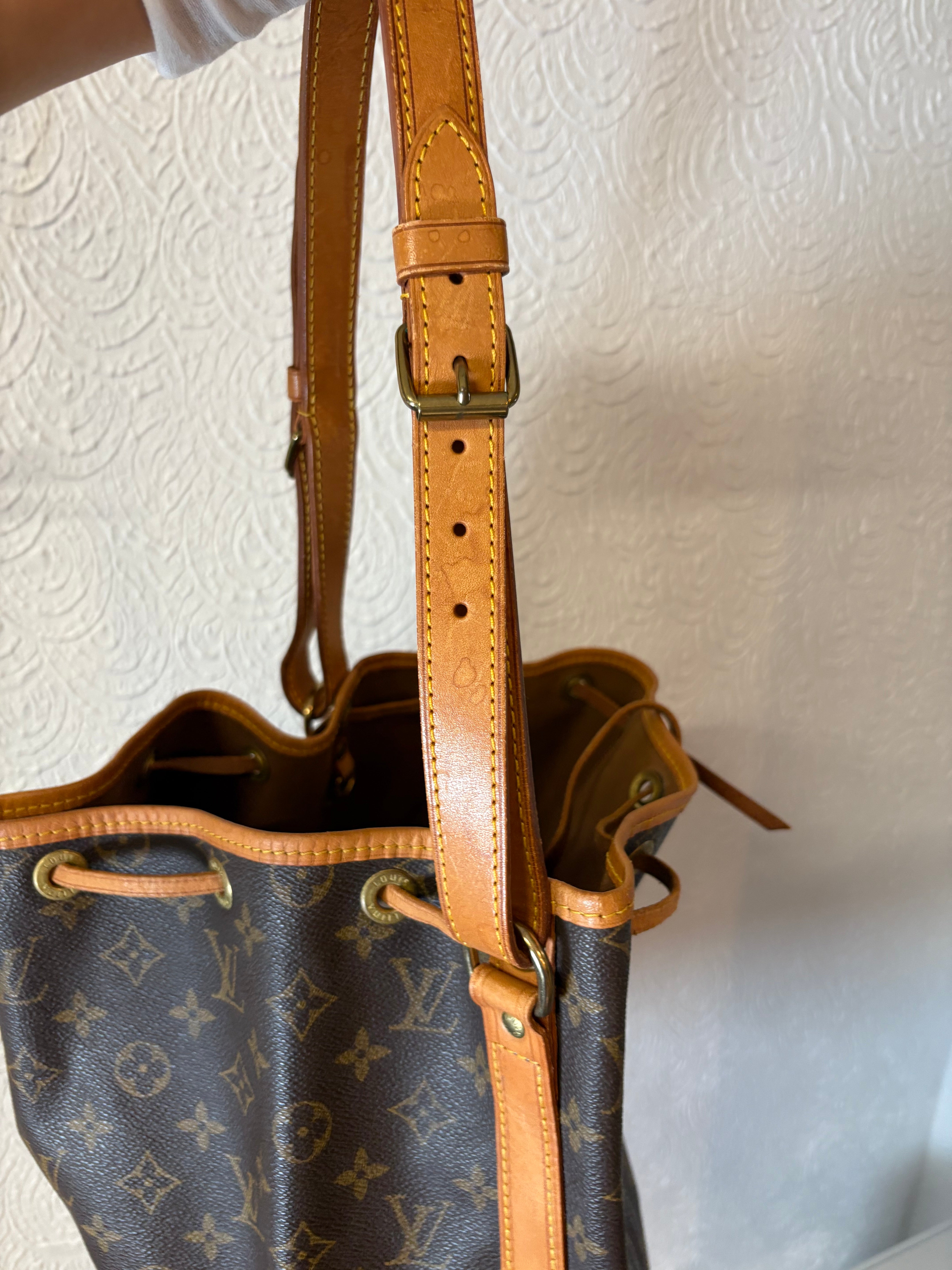 Louis Vuitton Noe clásico monogram canvas