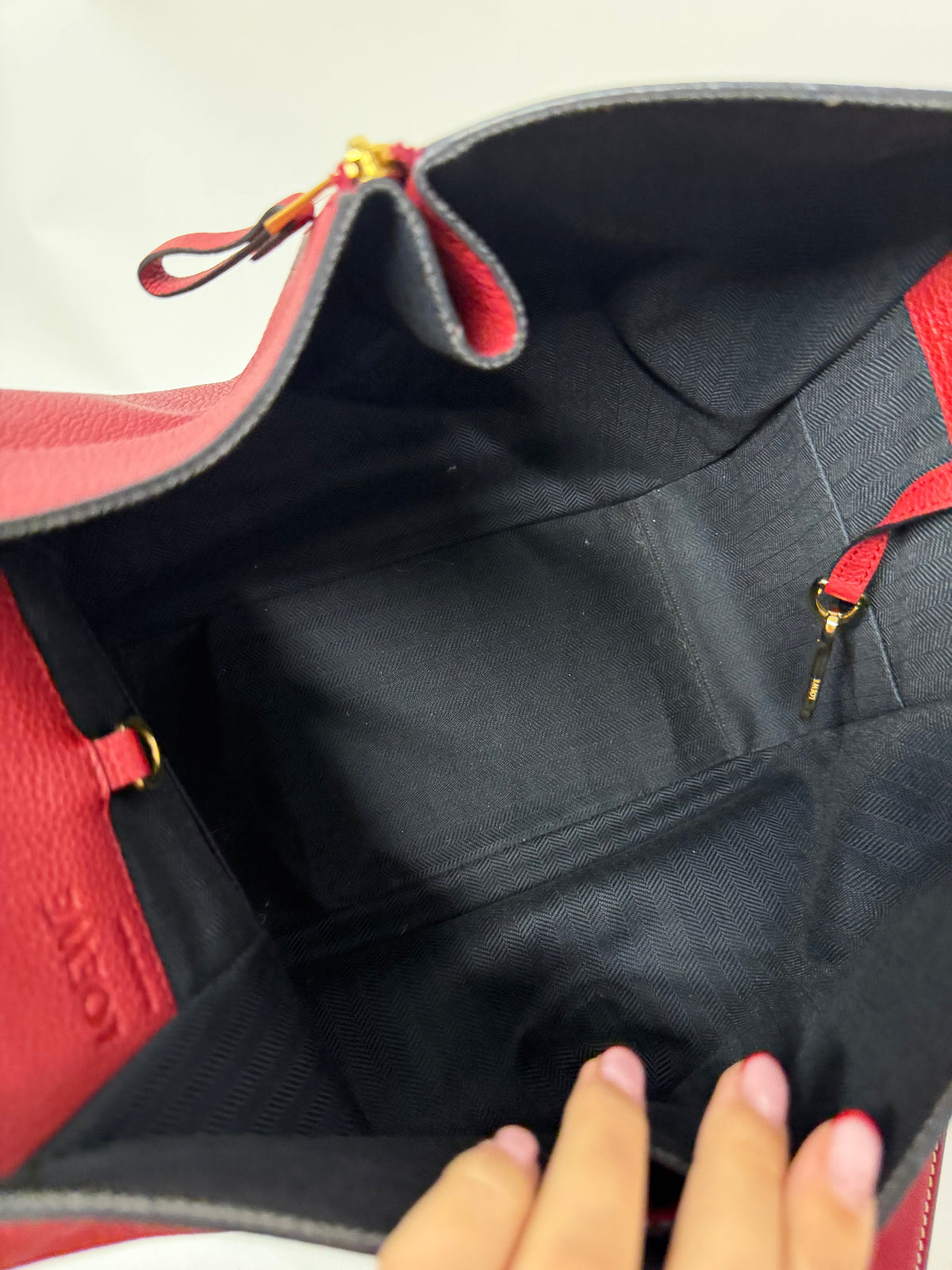 Loewe Hammock Pequeño Piel Granulada Rojo Burdeos