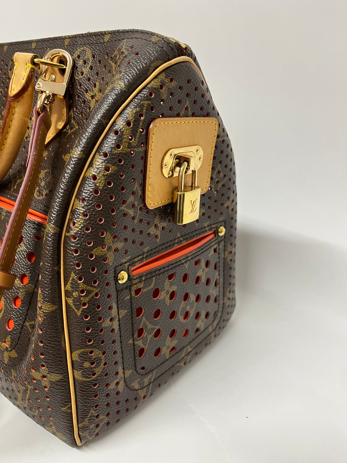 Louis Vuitton Speedy 30 Monogram Perforado Edición Limitada 2006