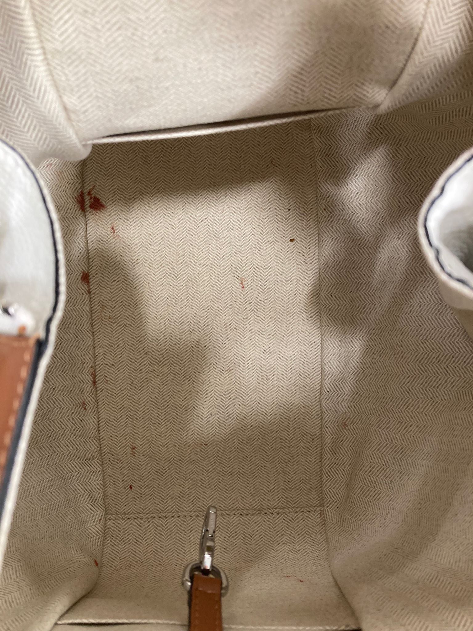 Loewe hammock small tricolor camel y blanco