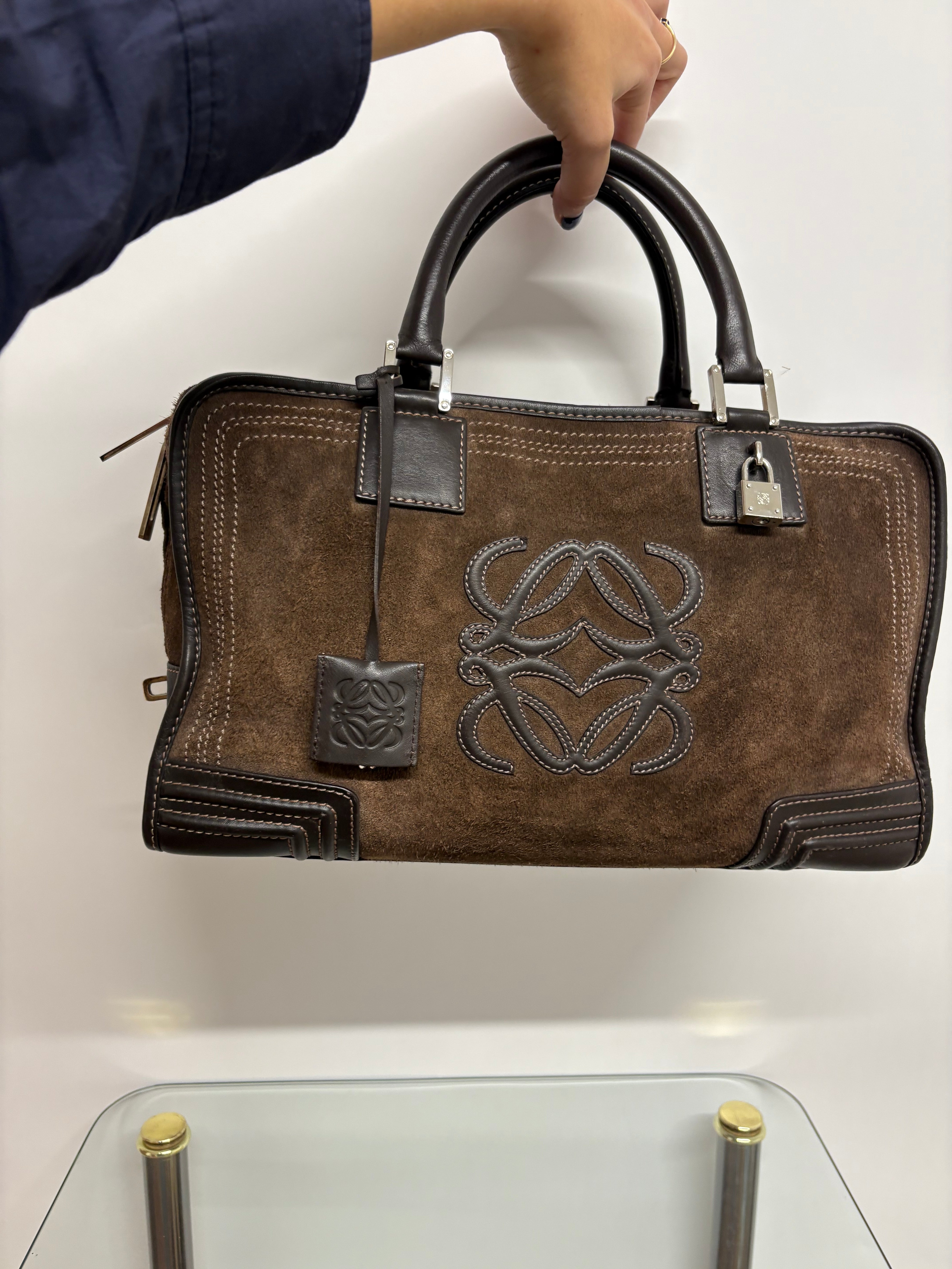 Loewe Amazona 35 marrón chocolate ante y piel